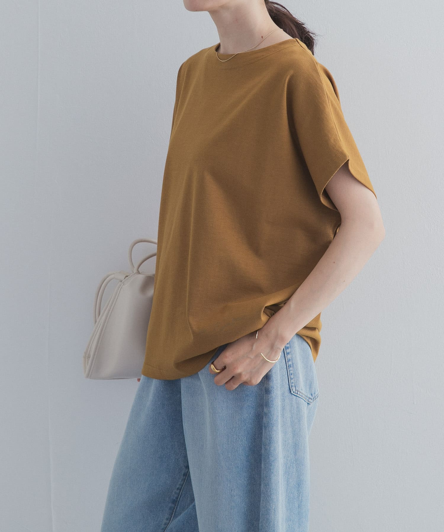 Y.KHAKI