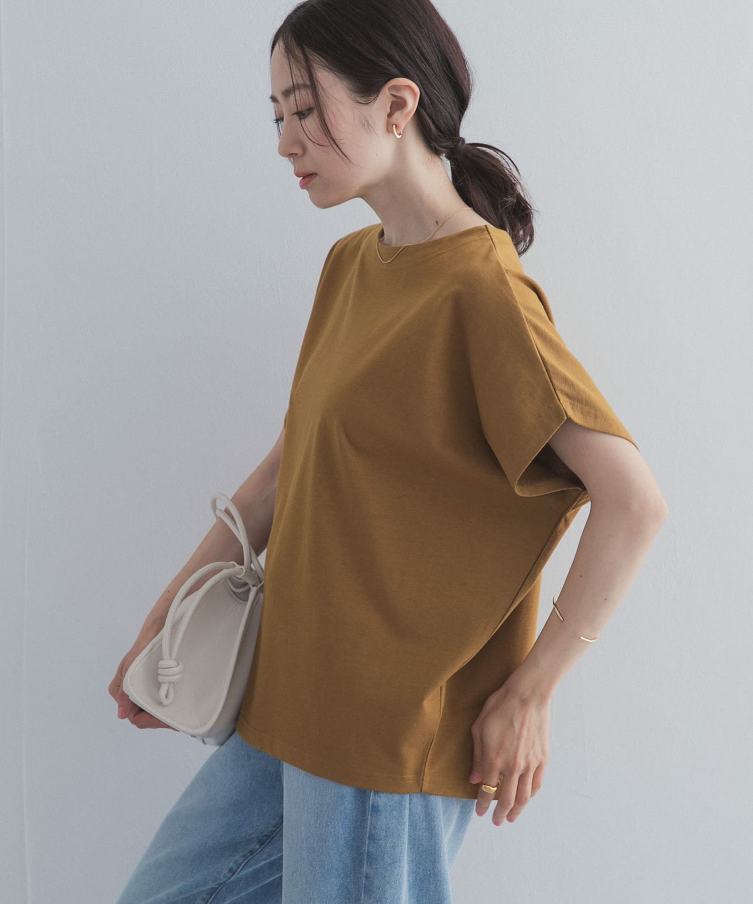 Y.KHAKI