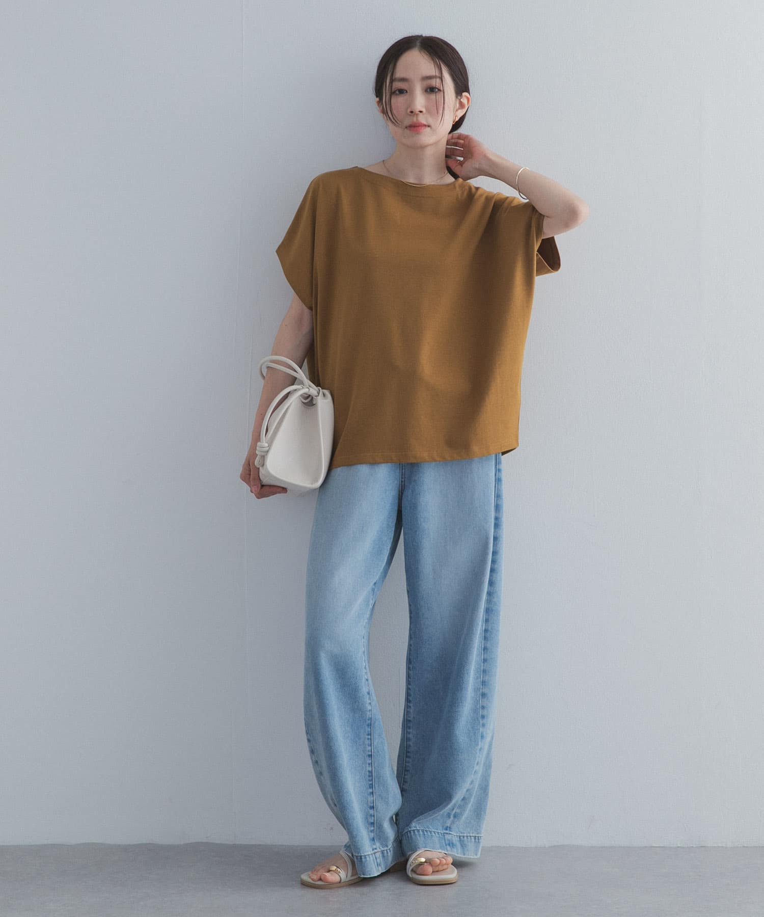 Y.KHAKI