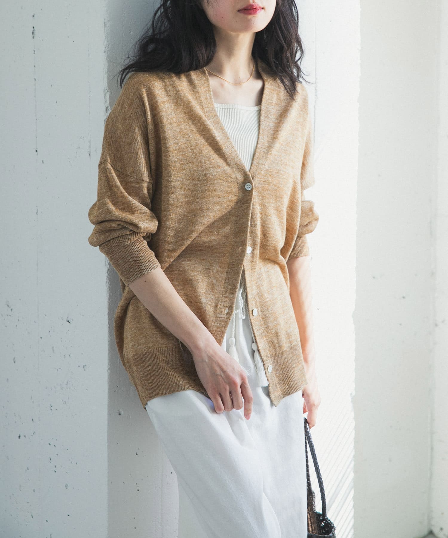 Y.BEIGE