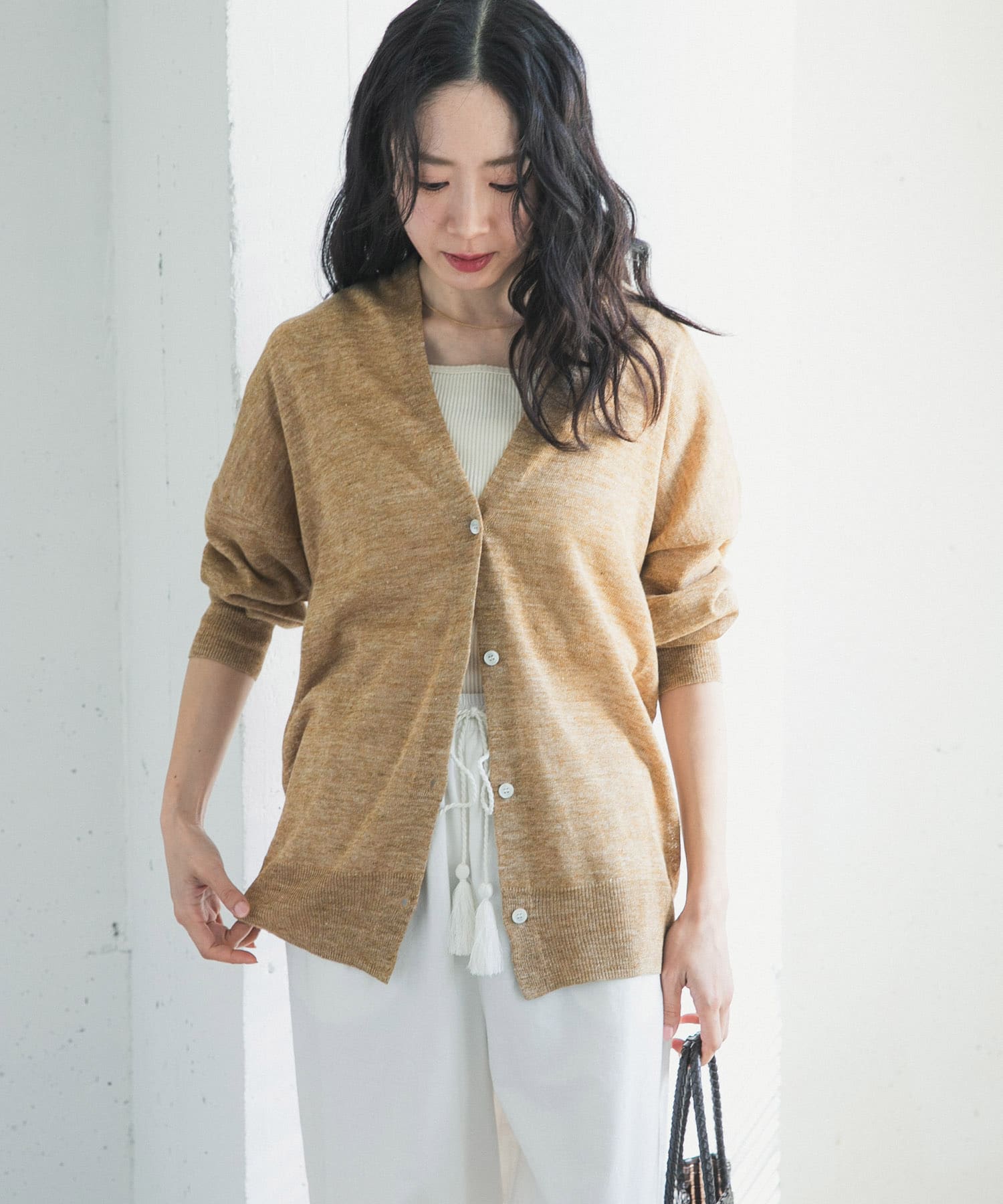 Y.BEIGE