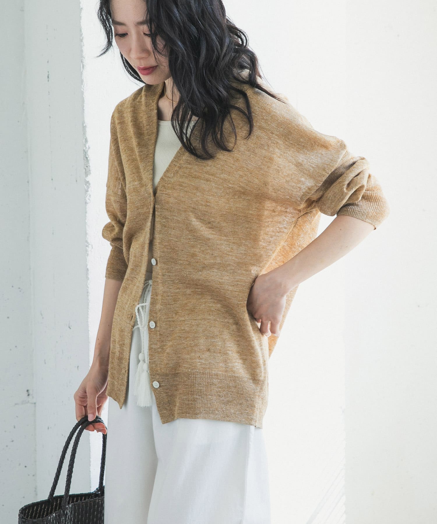 Y.BEIGE