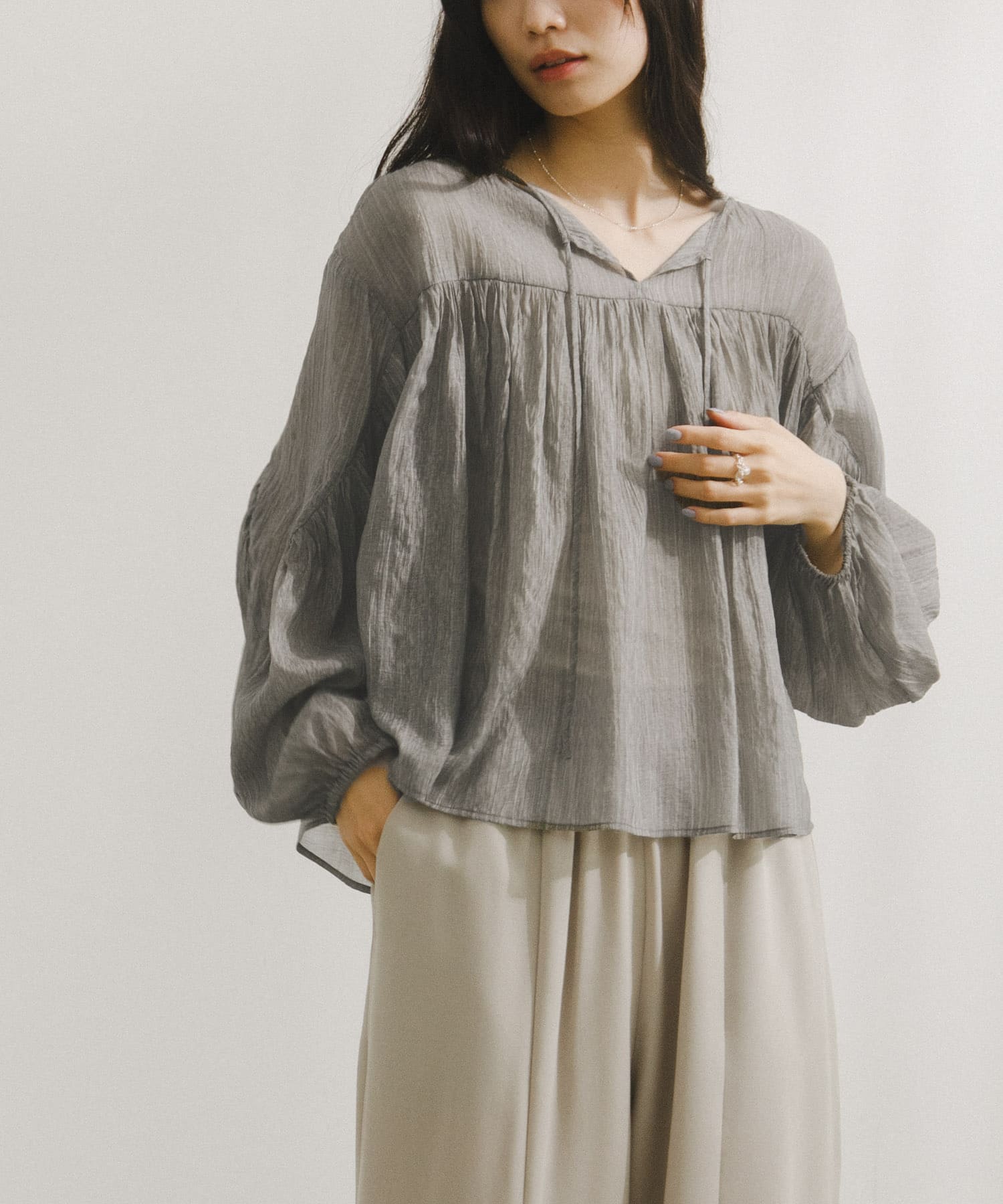 GRAY