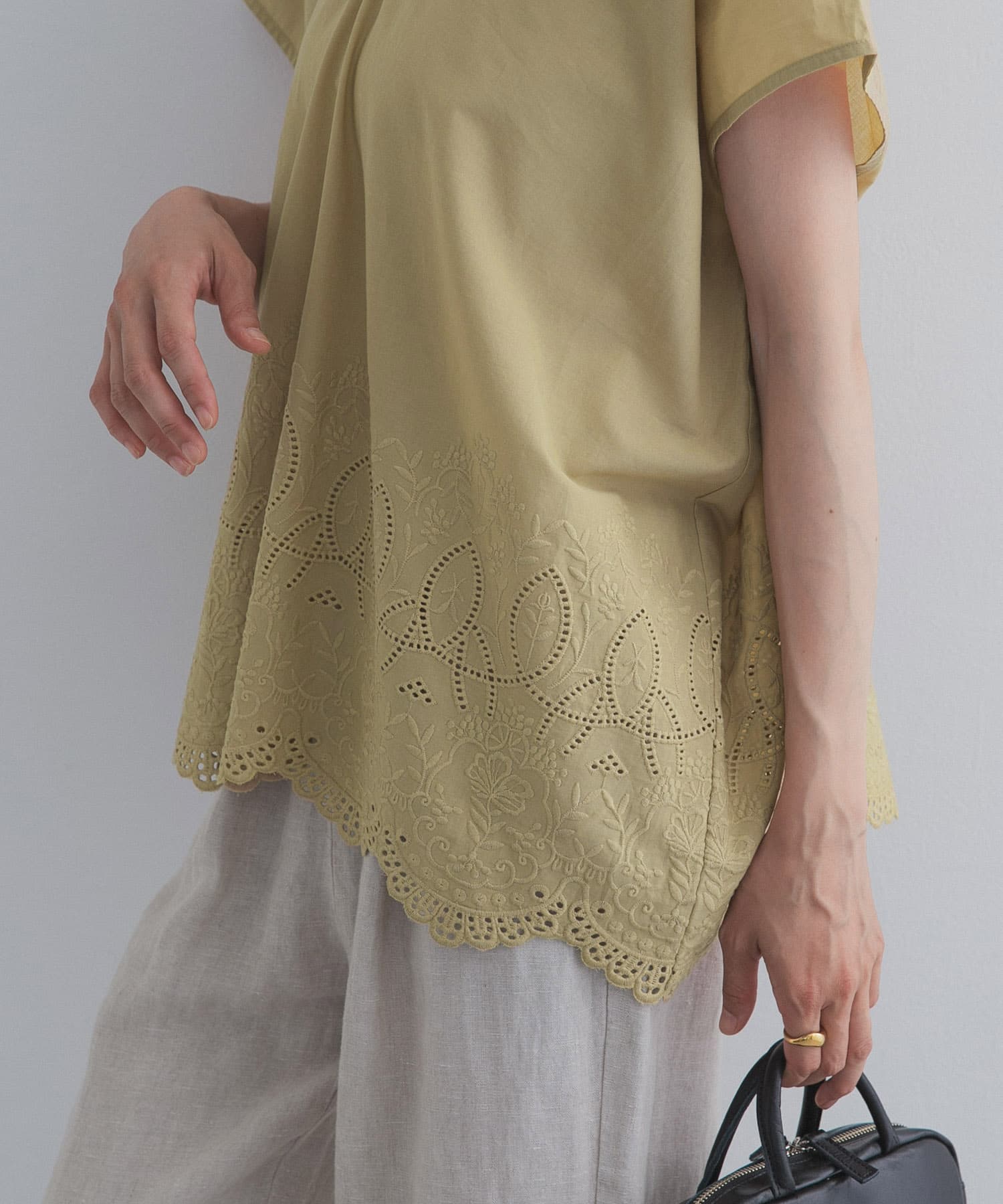 Y.BEIGE
