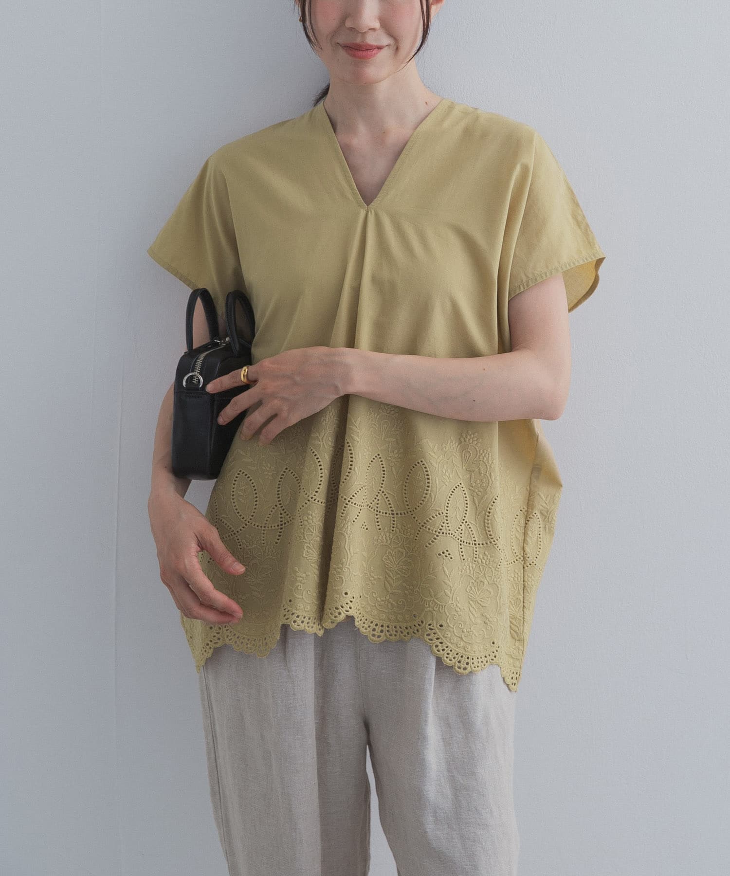 Y.BEIGE