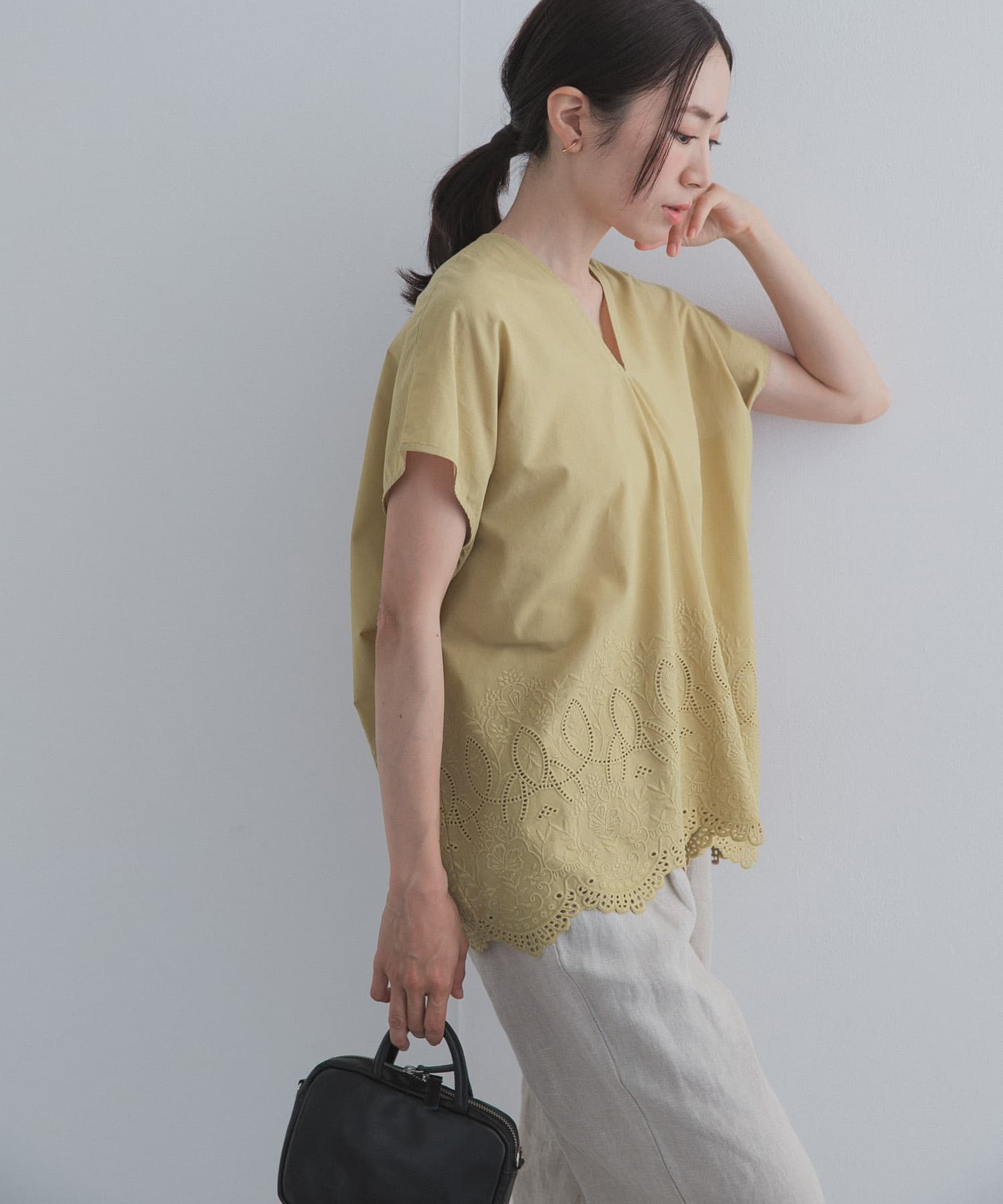 Y.BEIGE