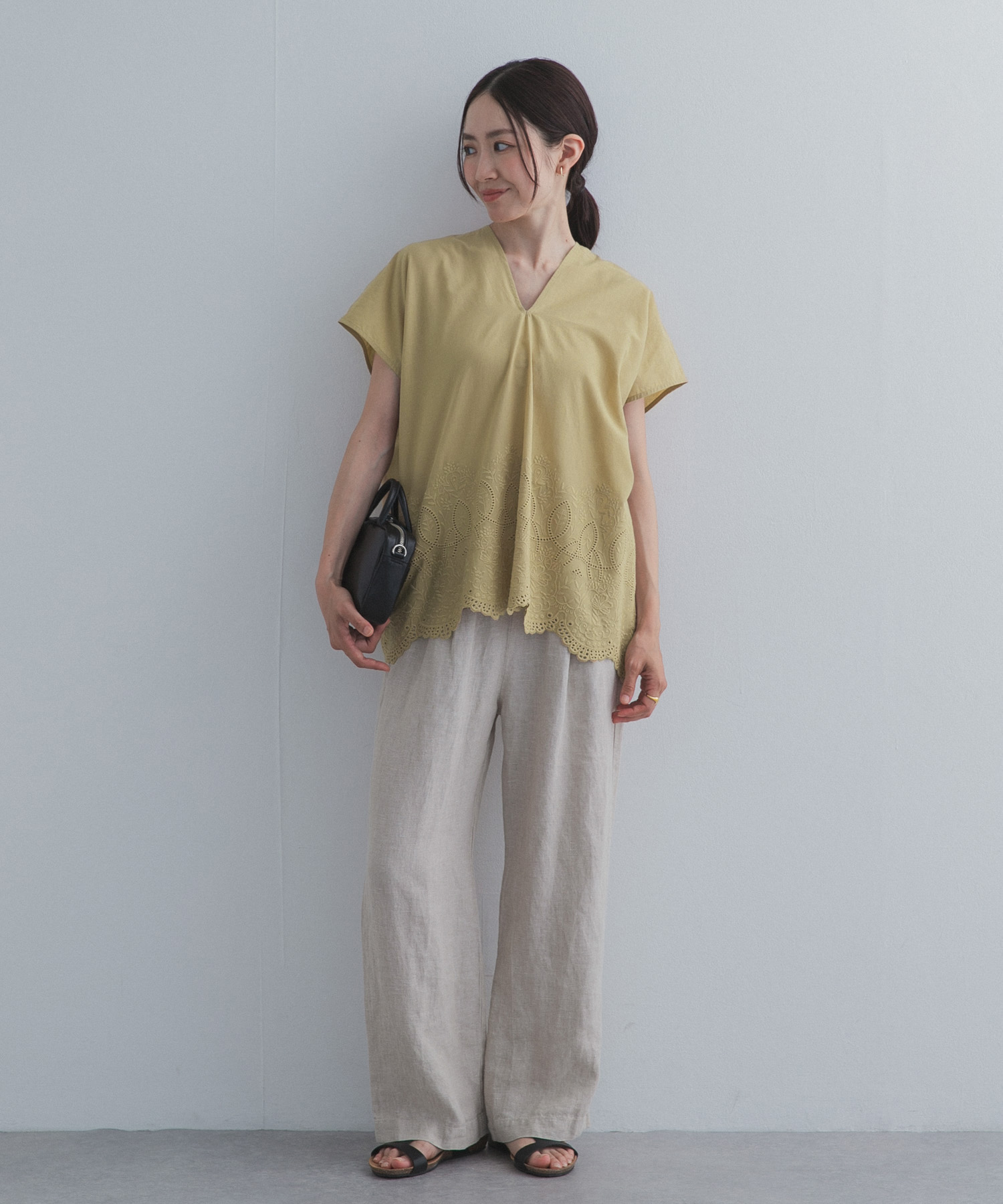 Y.BEIGE