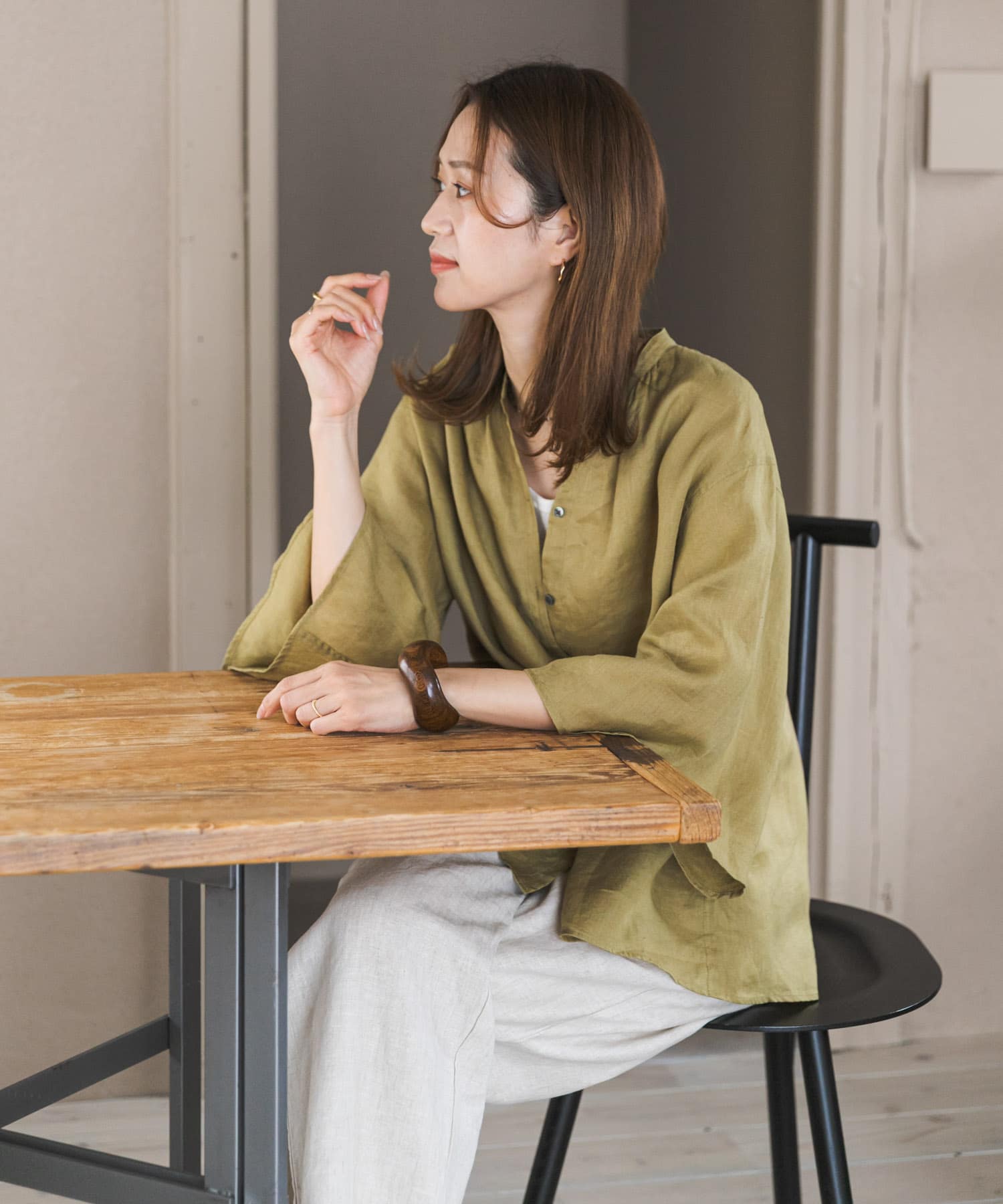 Y.KHAKI
