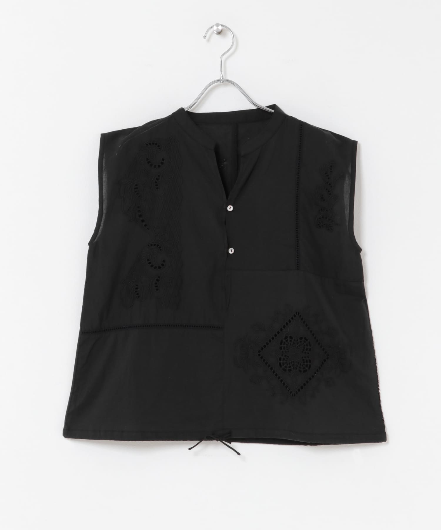 パッチワーク刺繍ブラウス