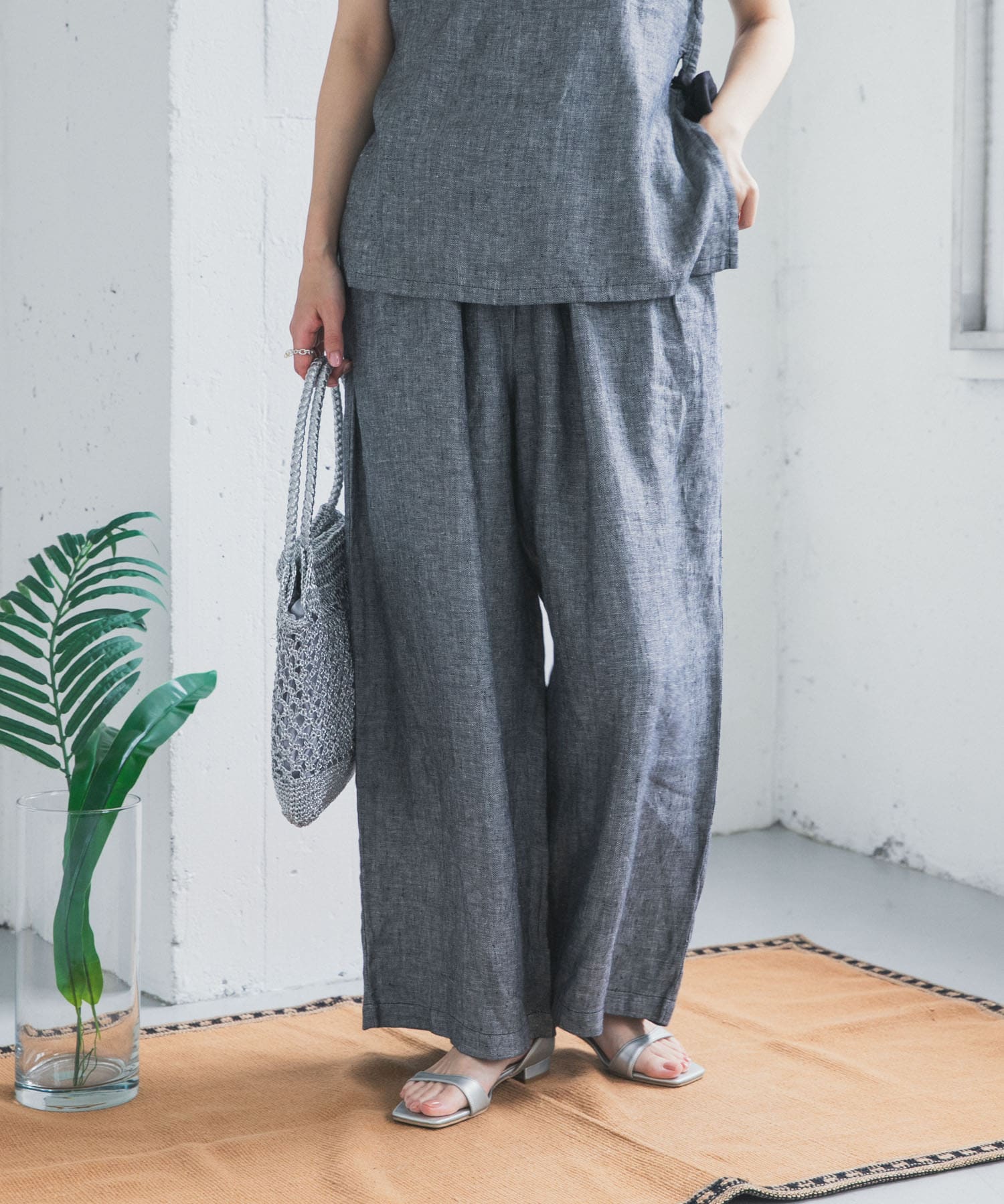 ヘリンボーンリネンワイドギャザーパンツ