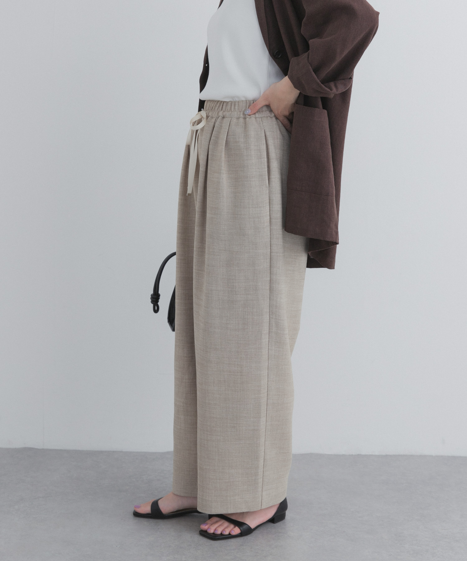 杢BEIGE