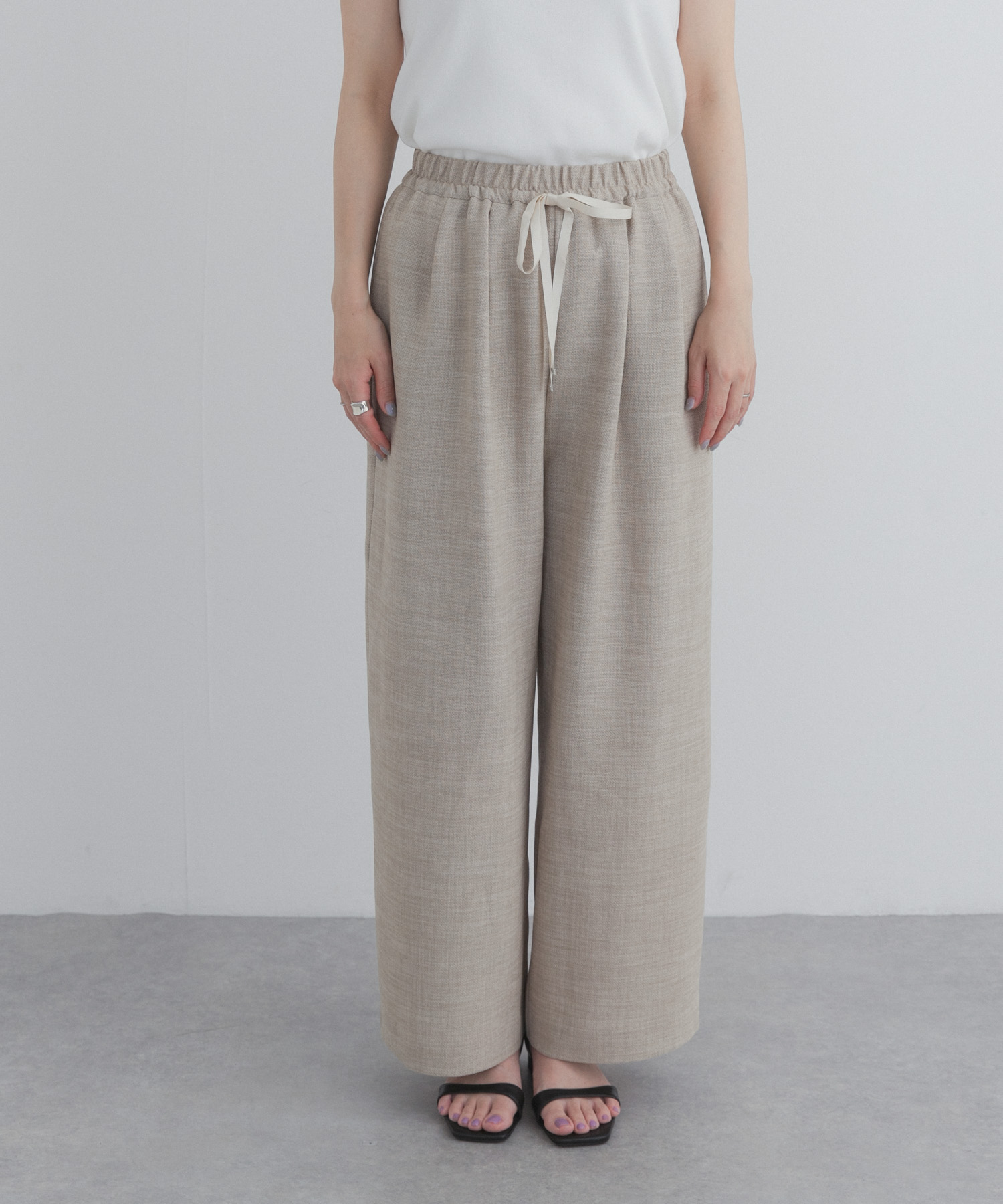 杢BEIGE