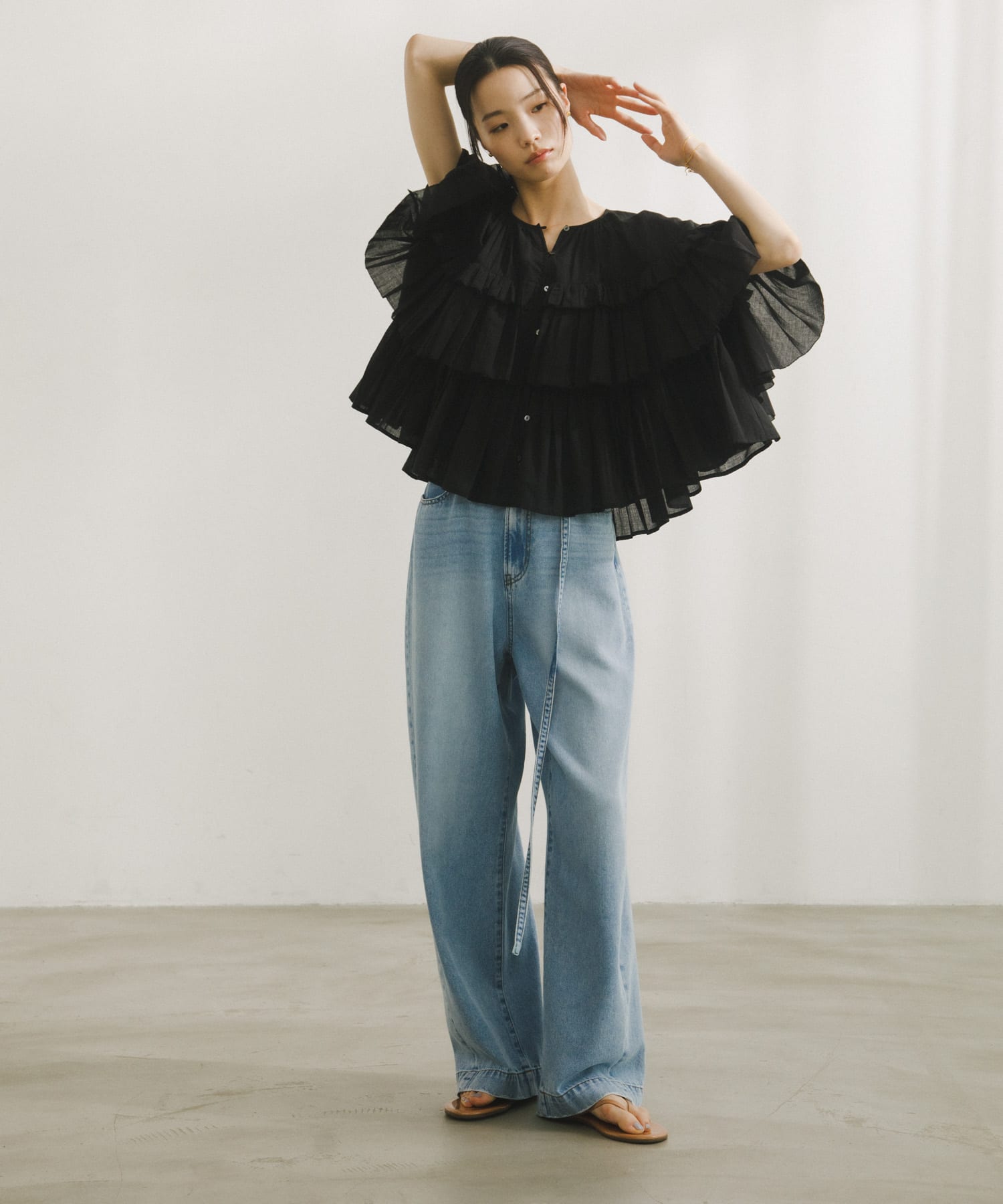 26SS Belted Light Denimアーバンリサーチ ドアーズ　デニム Belted Light Denim(S L.INDIGO): ボトム｜URBAN RESEARCH公式