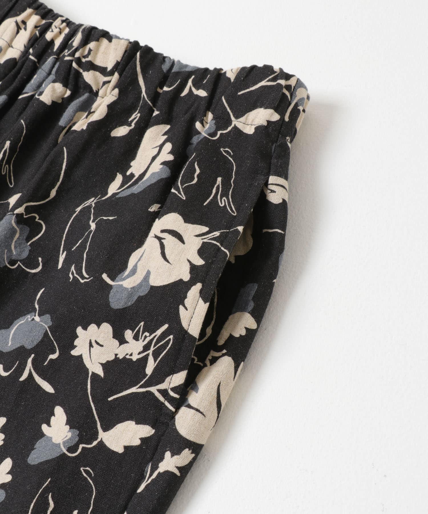 BLK×GRY