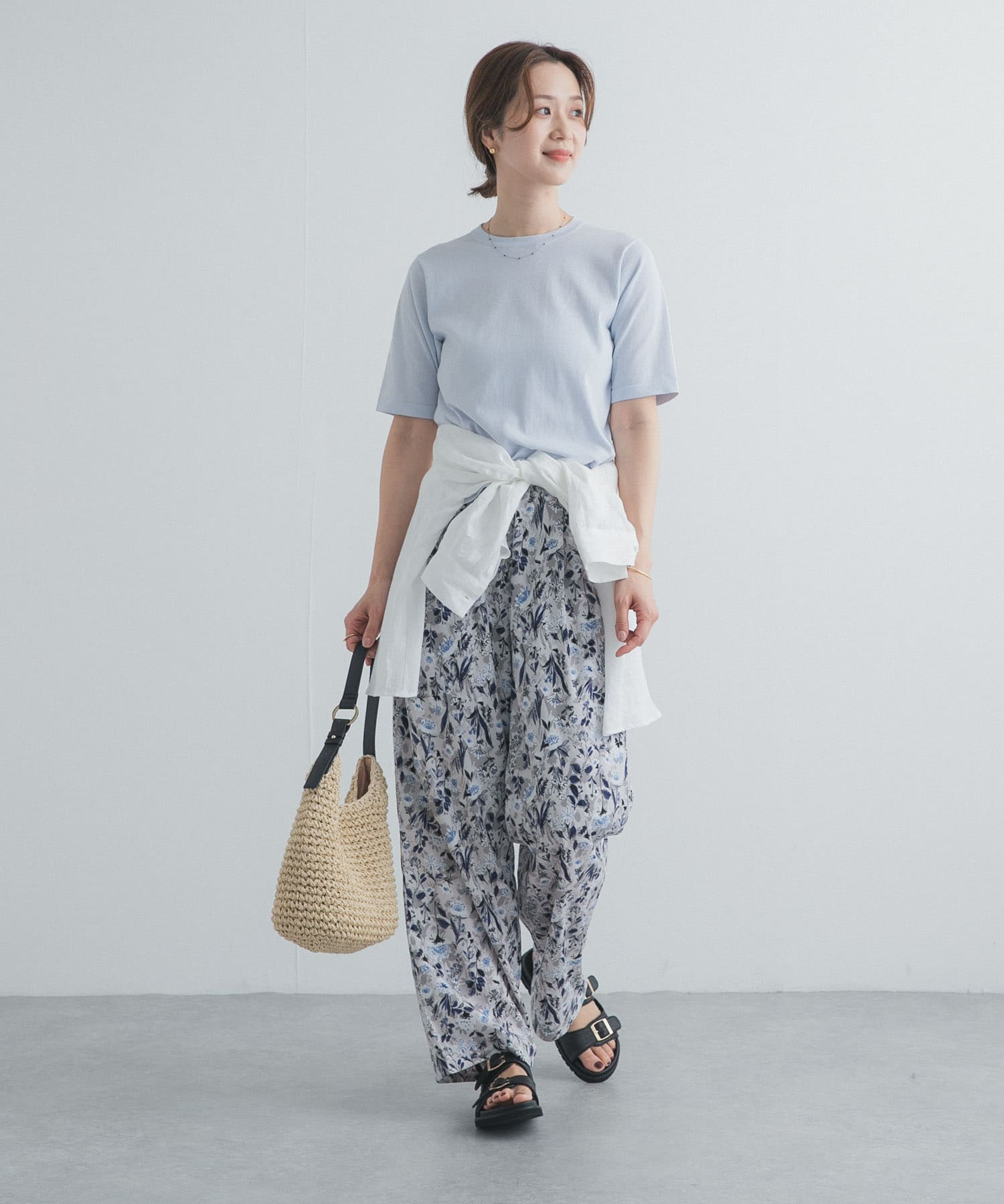 L.GRY×BLU