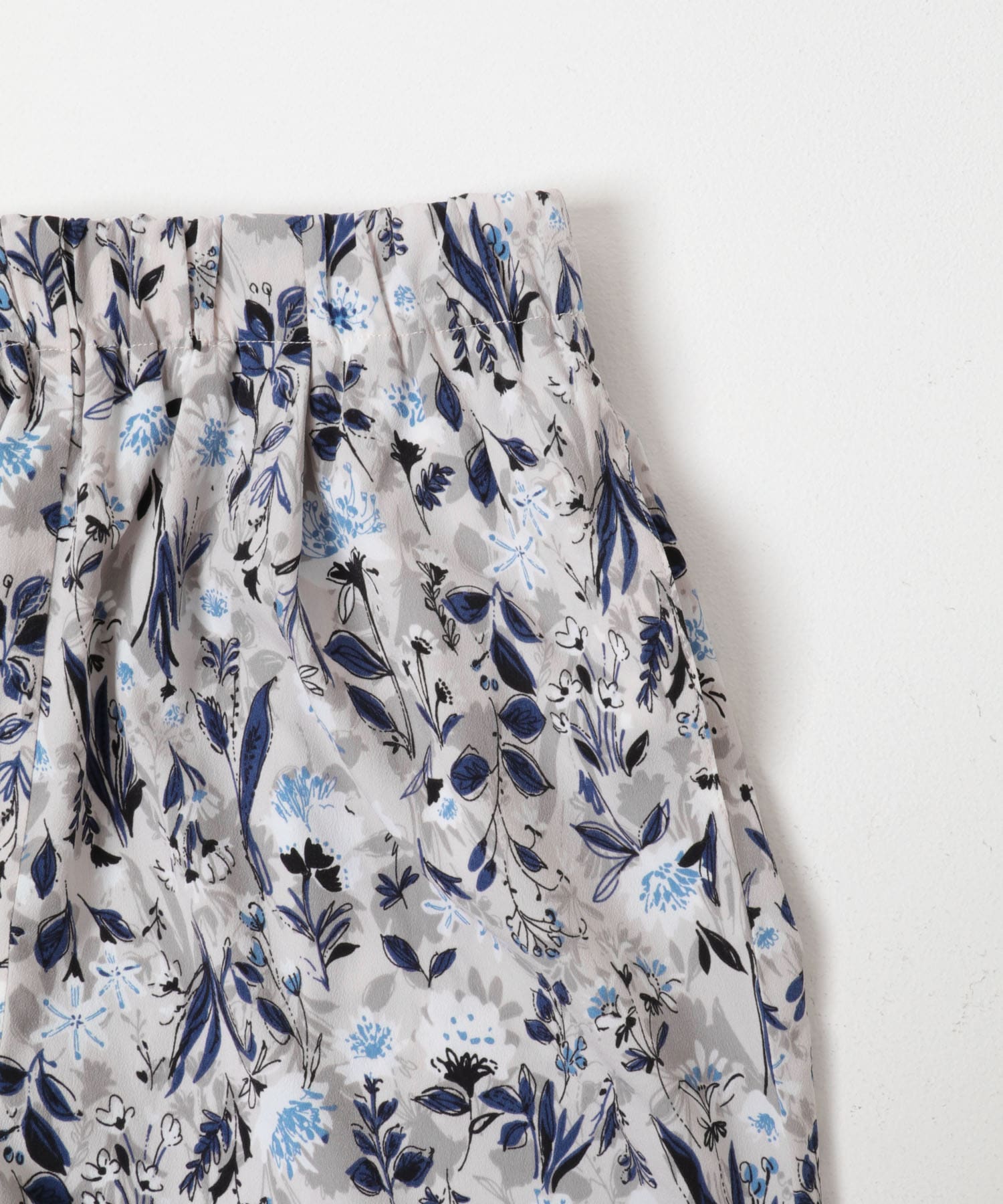 L.GRY×BLU