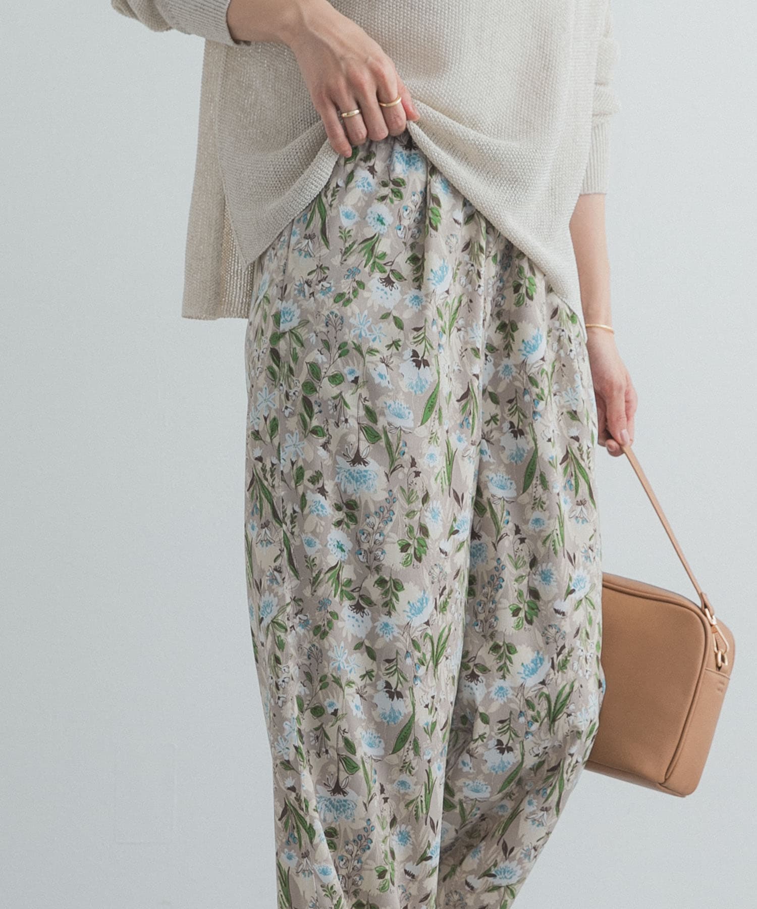 『WEB/一部店舗限定カラー』フラワープリントイージーパンツ