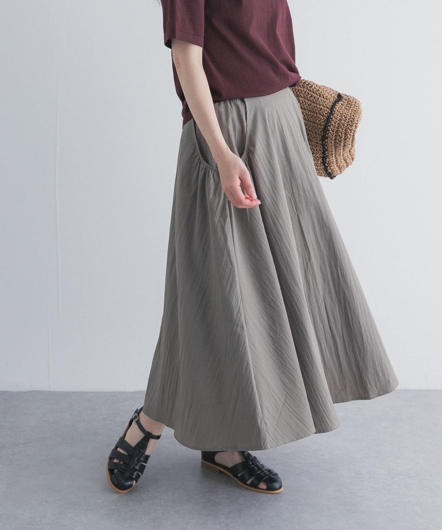 撥水ポケットギャザースカート