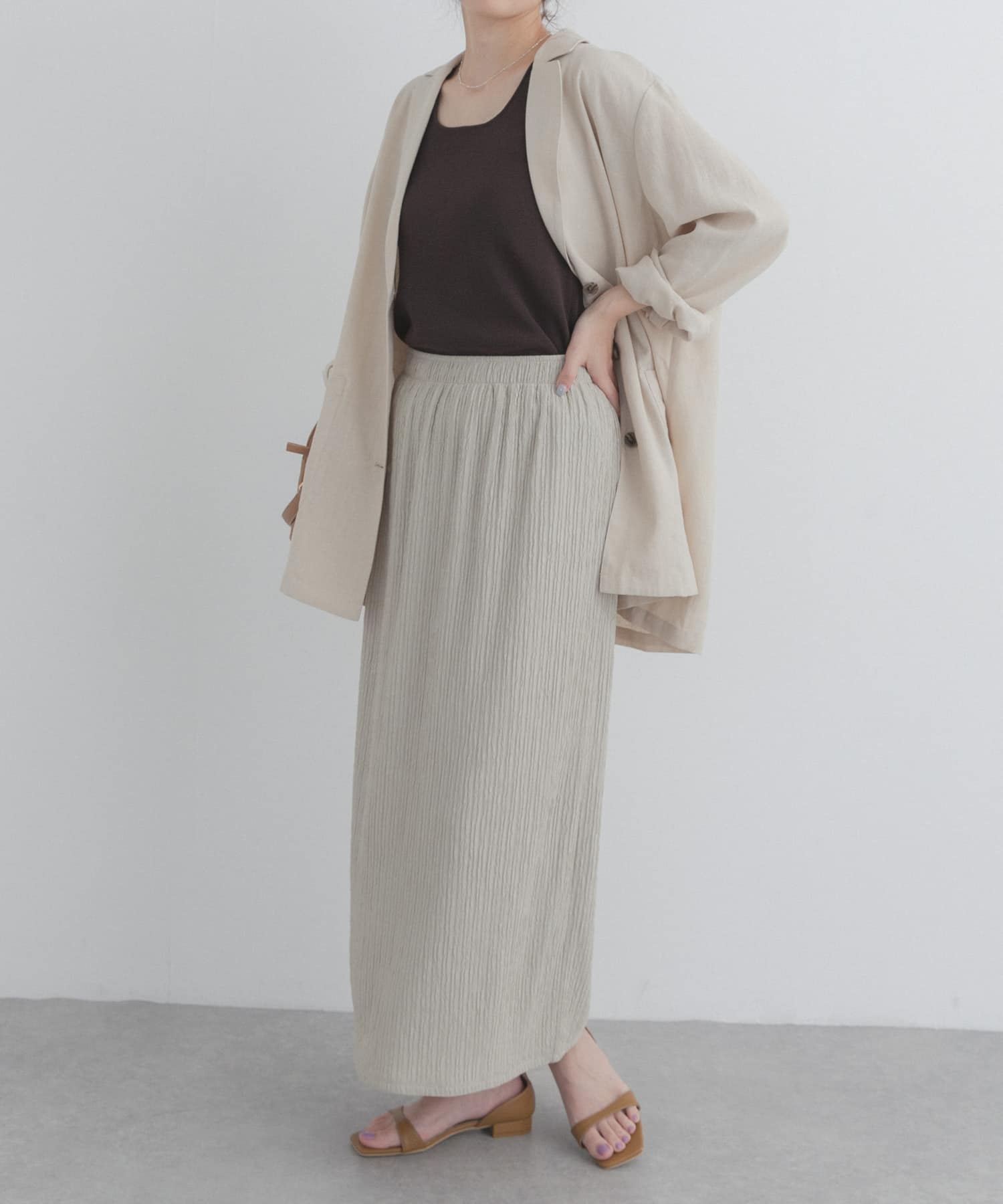 L.BEIGE