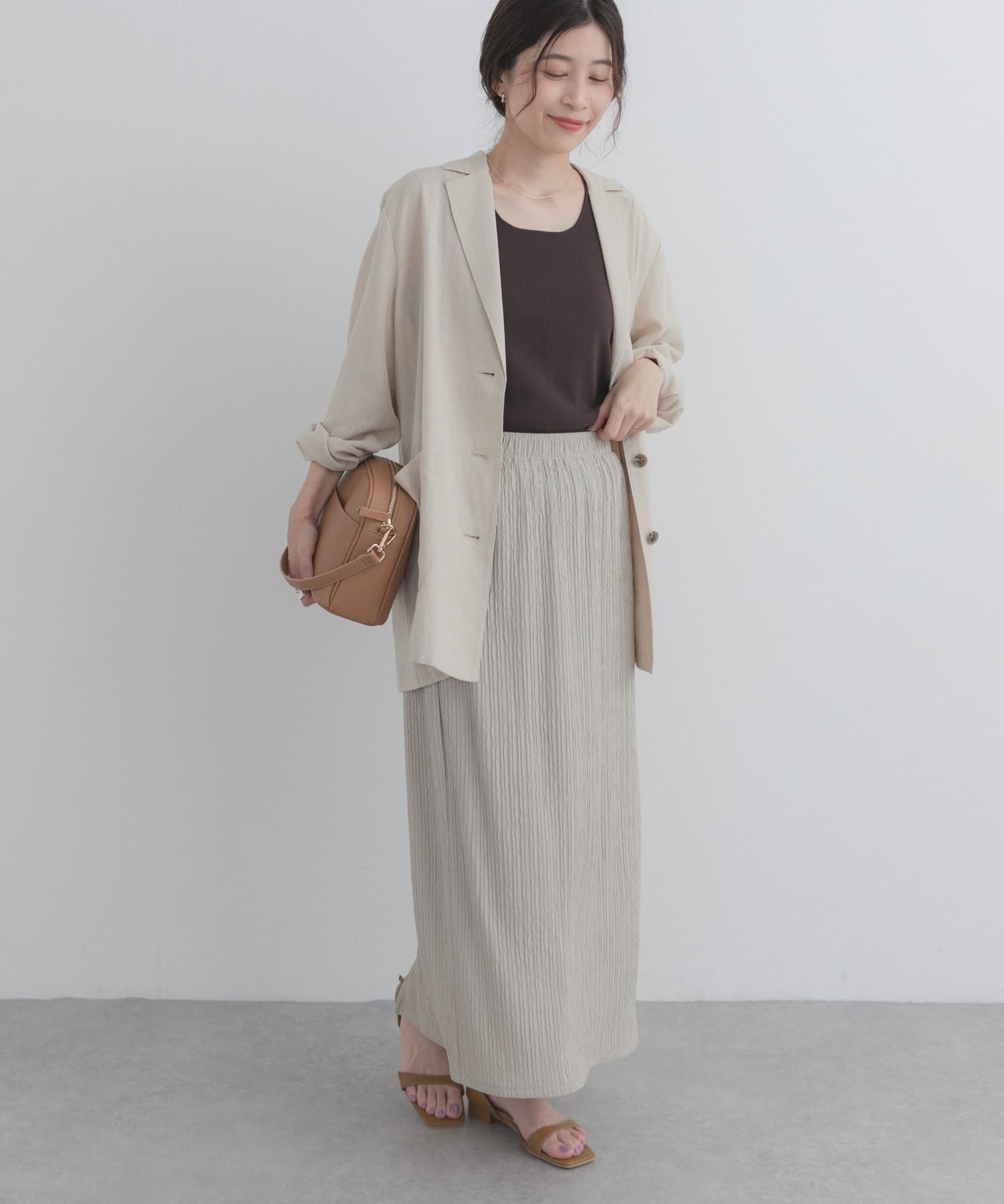 L.BEIGE