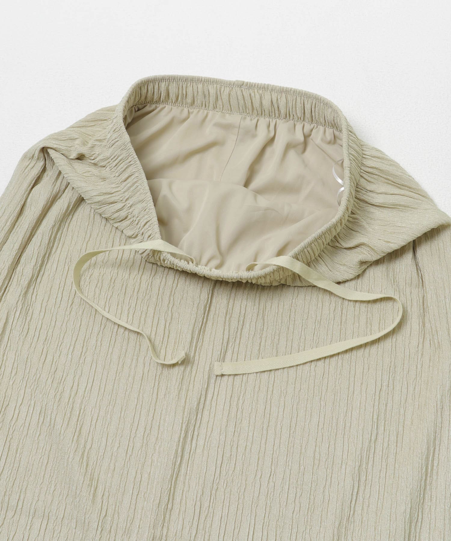 L.BEIGE