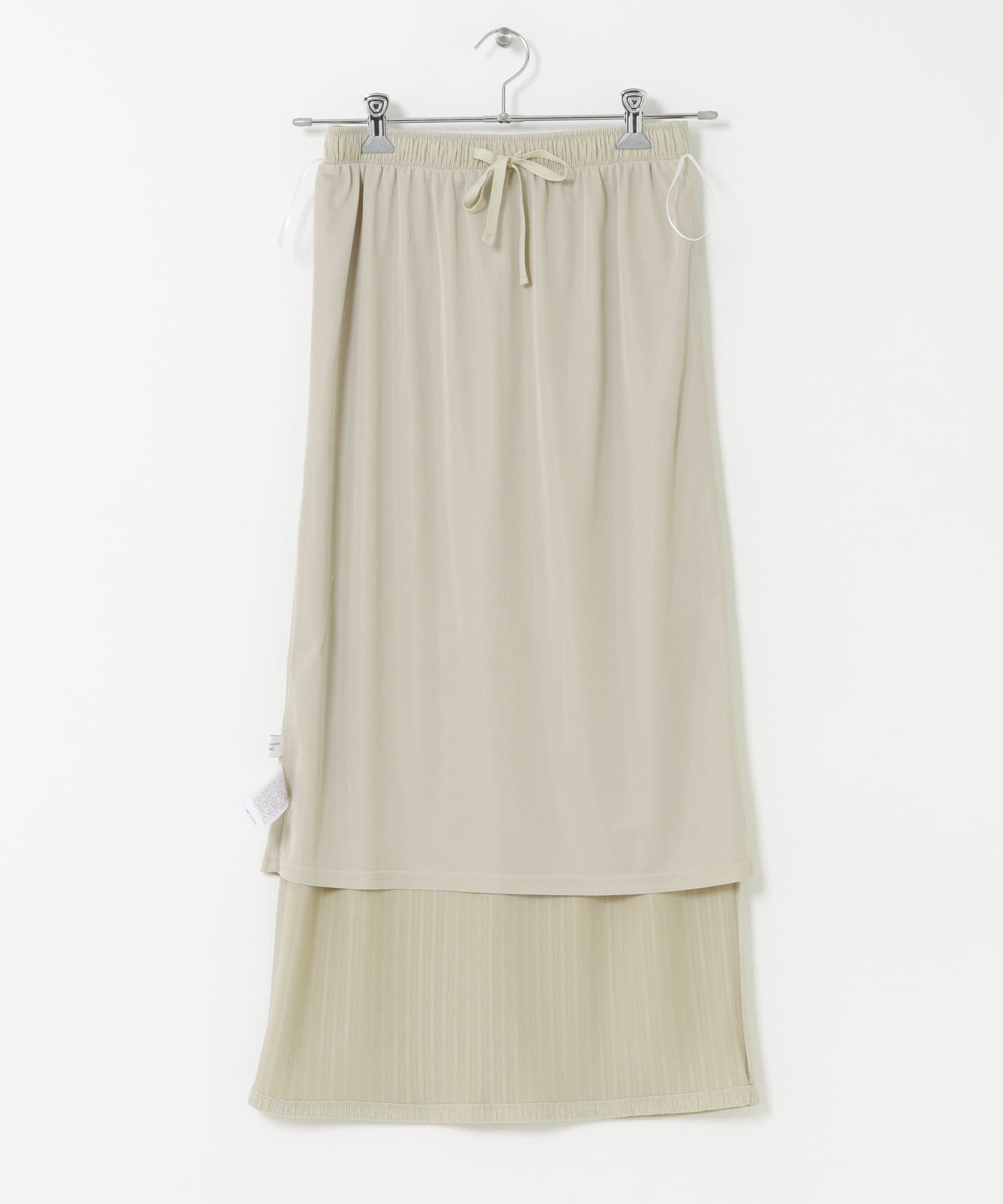 L.BEIGE