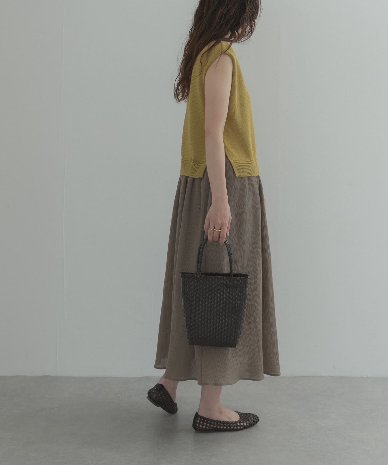 Y.KHAKI