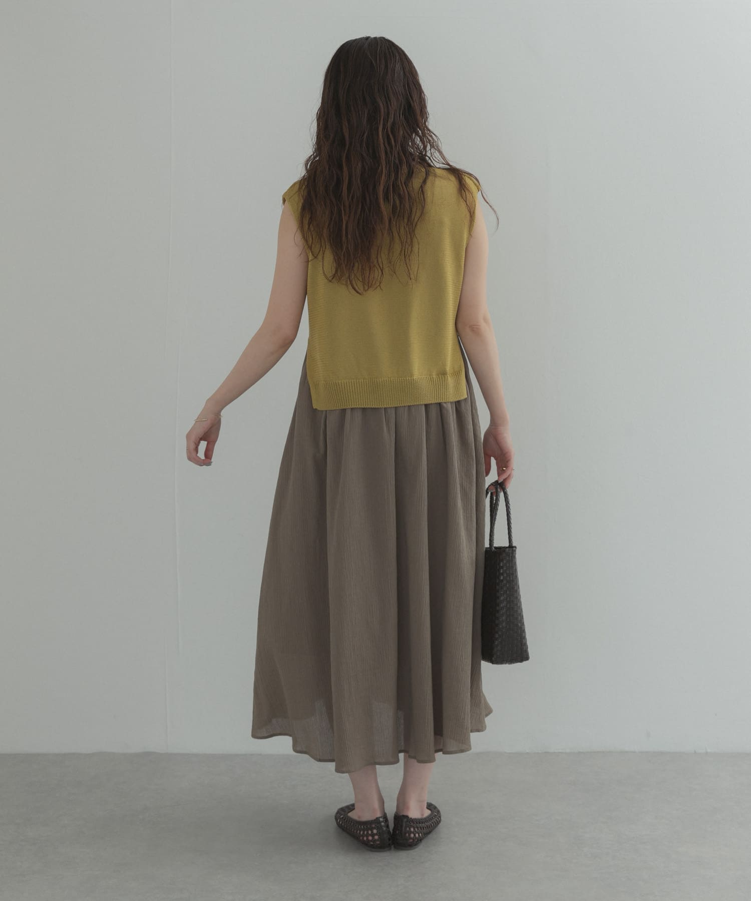Y.KHAKI
