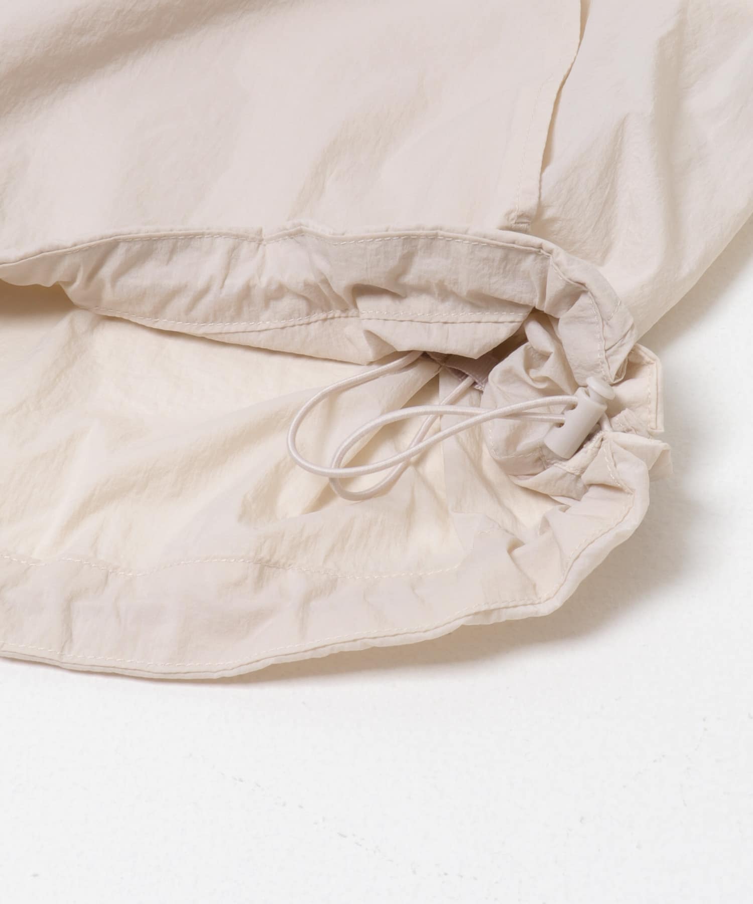 『UR TECH』ポケッタブル撥水ノーカラーブルゾン OFF Free