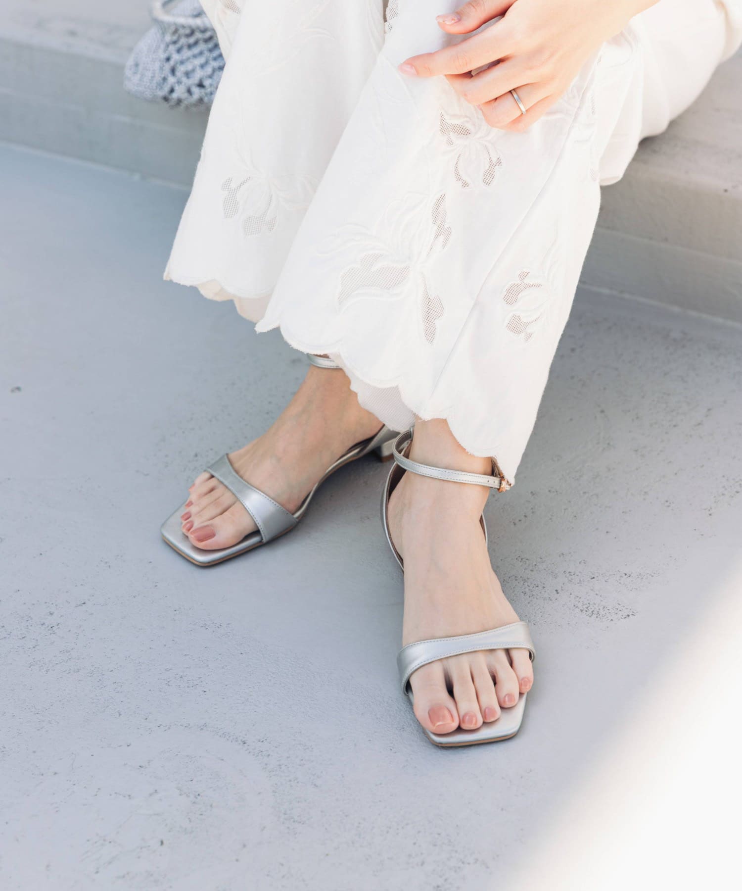 アンクルストラップフラットサンダル