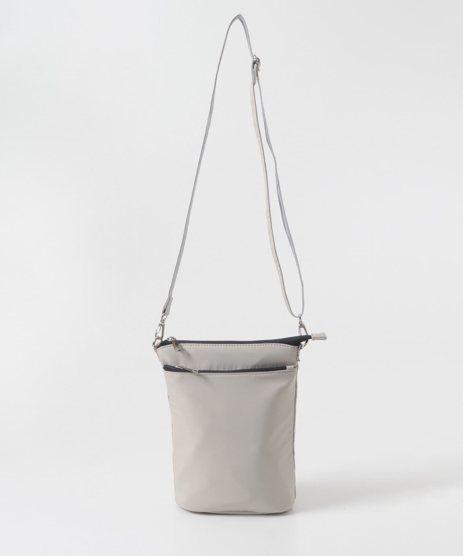 撥水ショルダーバッグ