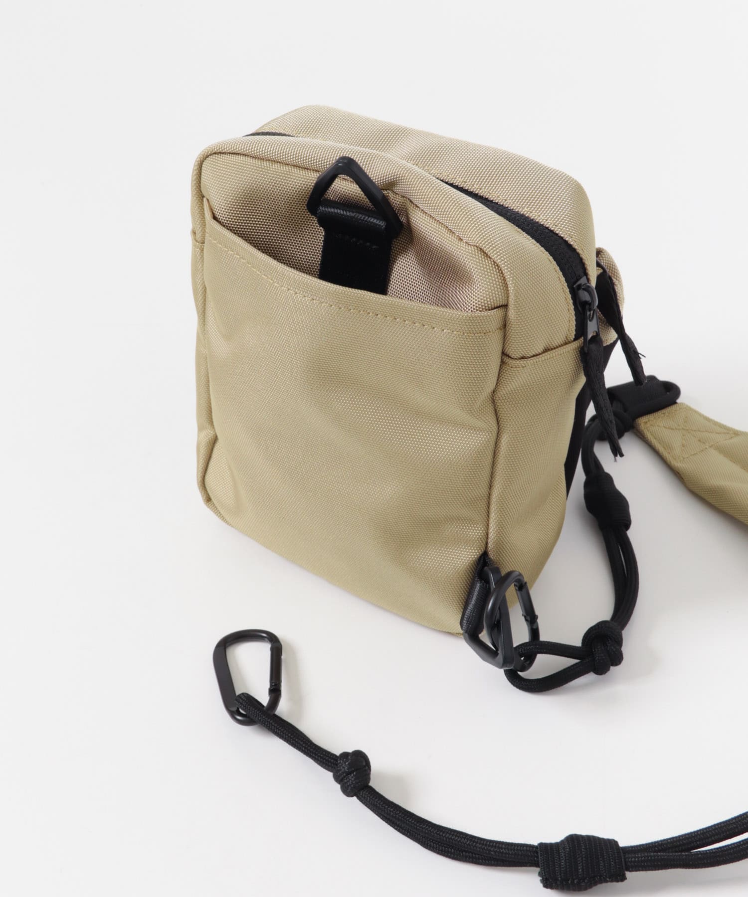 コンパクトマルチポケットショルダーバッグ BEIGE One