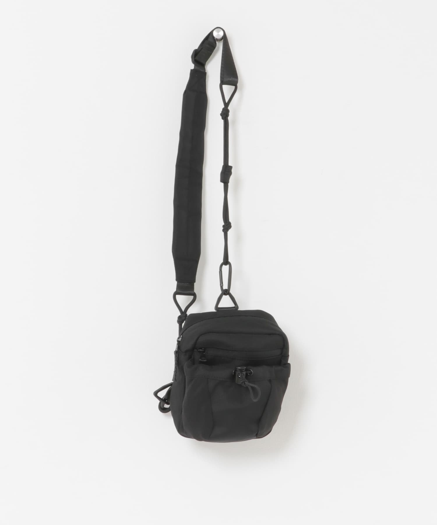 コンパクトマルチポケットショルダーバッグ BLACK One
