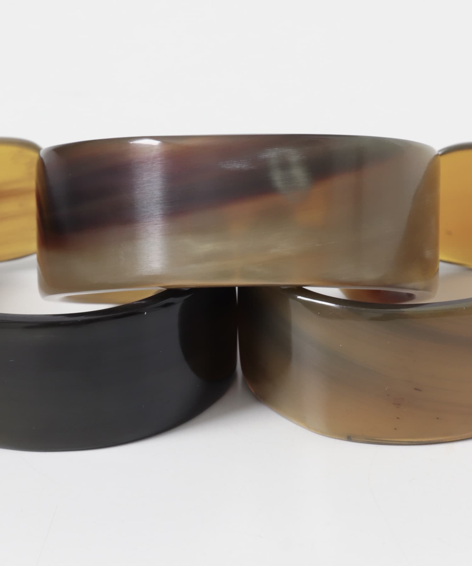 ※特性上、柄の出方に個体差があります。予めご了承ください。