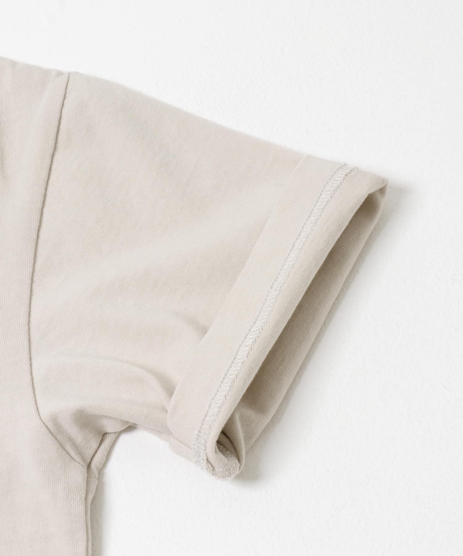 L.BEIGE