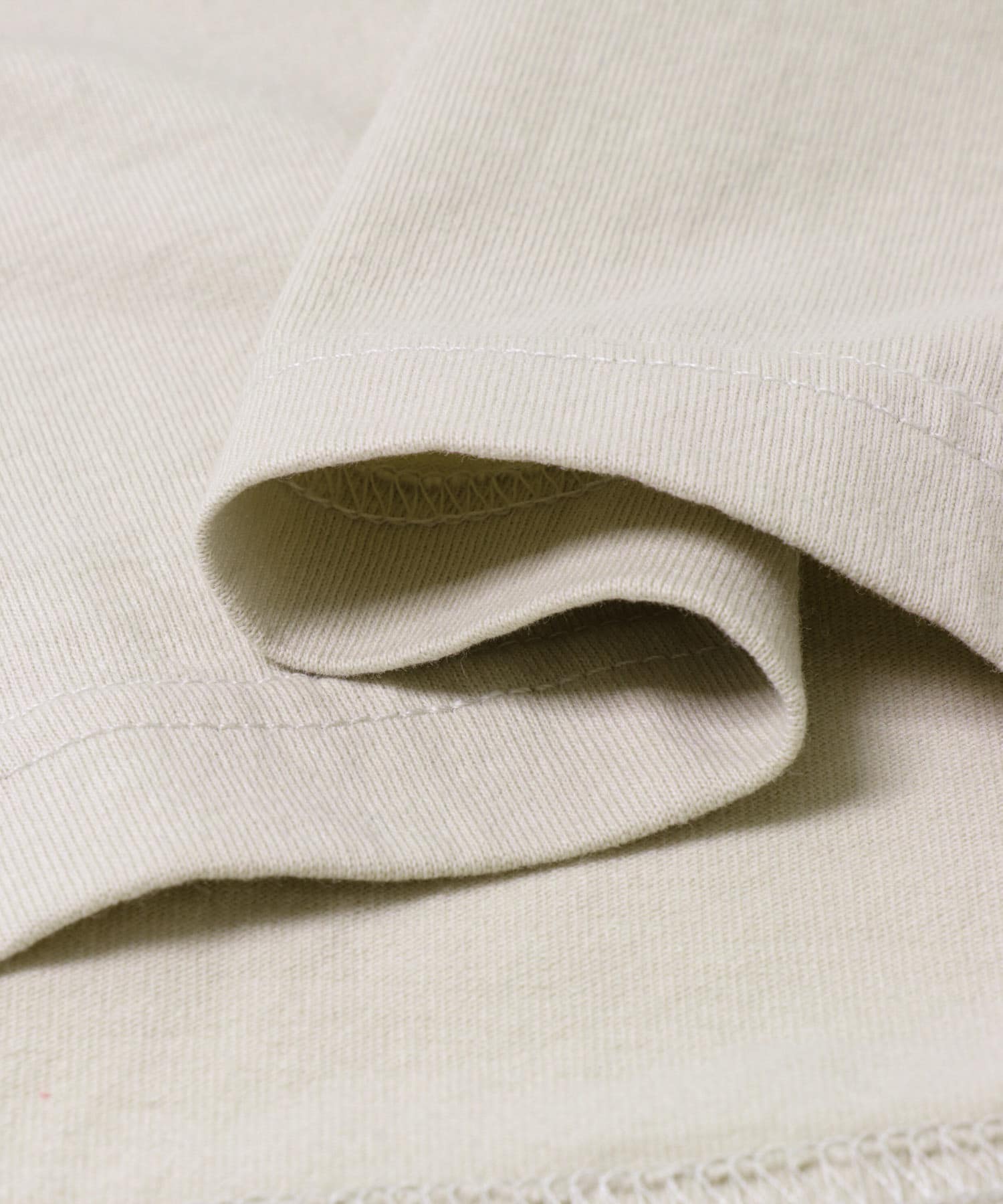 L.BEIGE