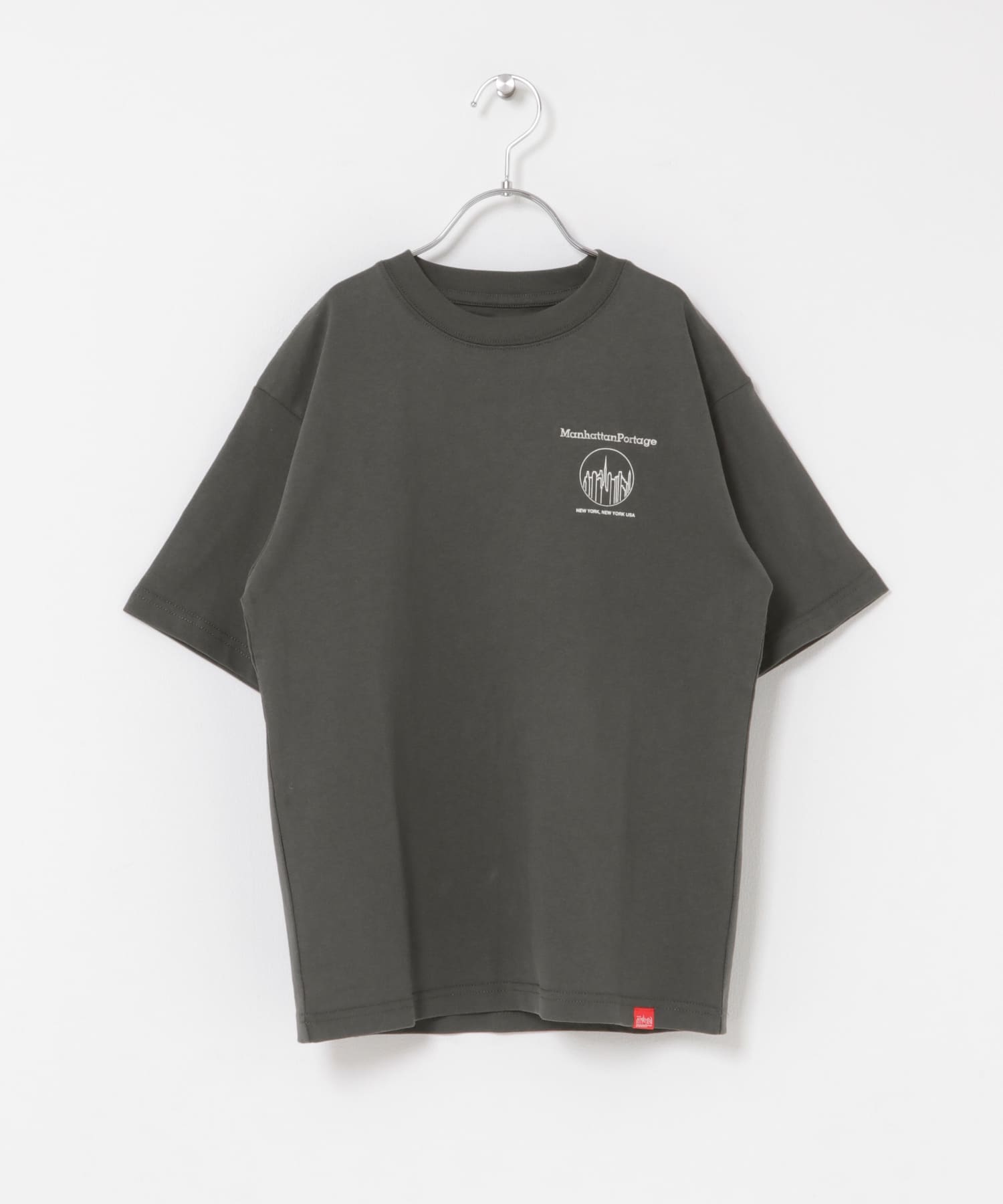 『親子リンク』『150サイズ』『別注』MANHATTAN PORTAGE×DOORS　1ptプリントTシャツ(KIDS) CHARCOAL 150(145-155)