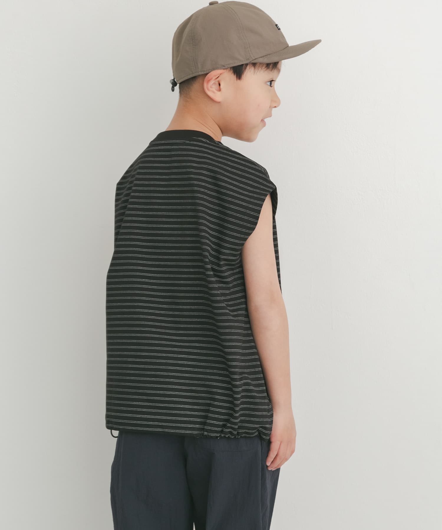 BLK×WHT