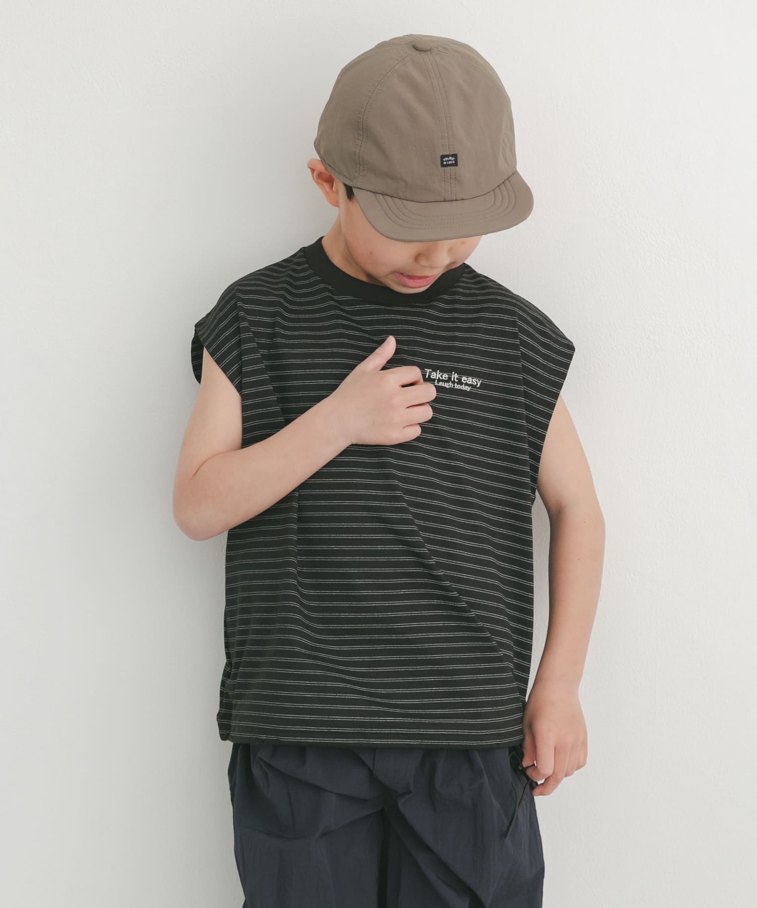 BLK×WHT