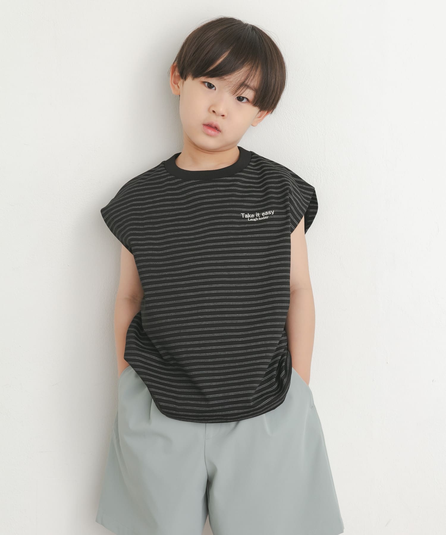 BLK×WHT