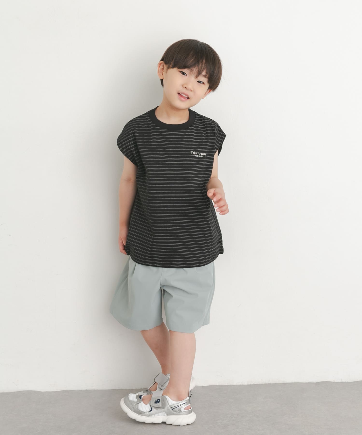 BLK×WHT