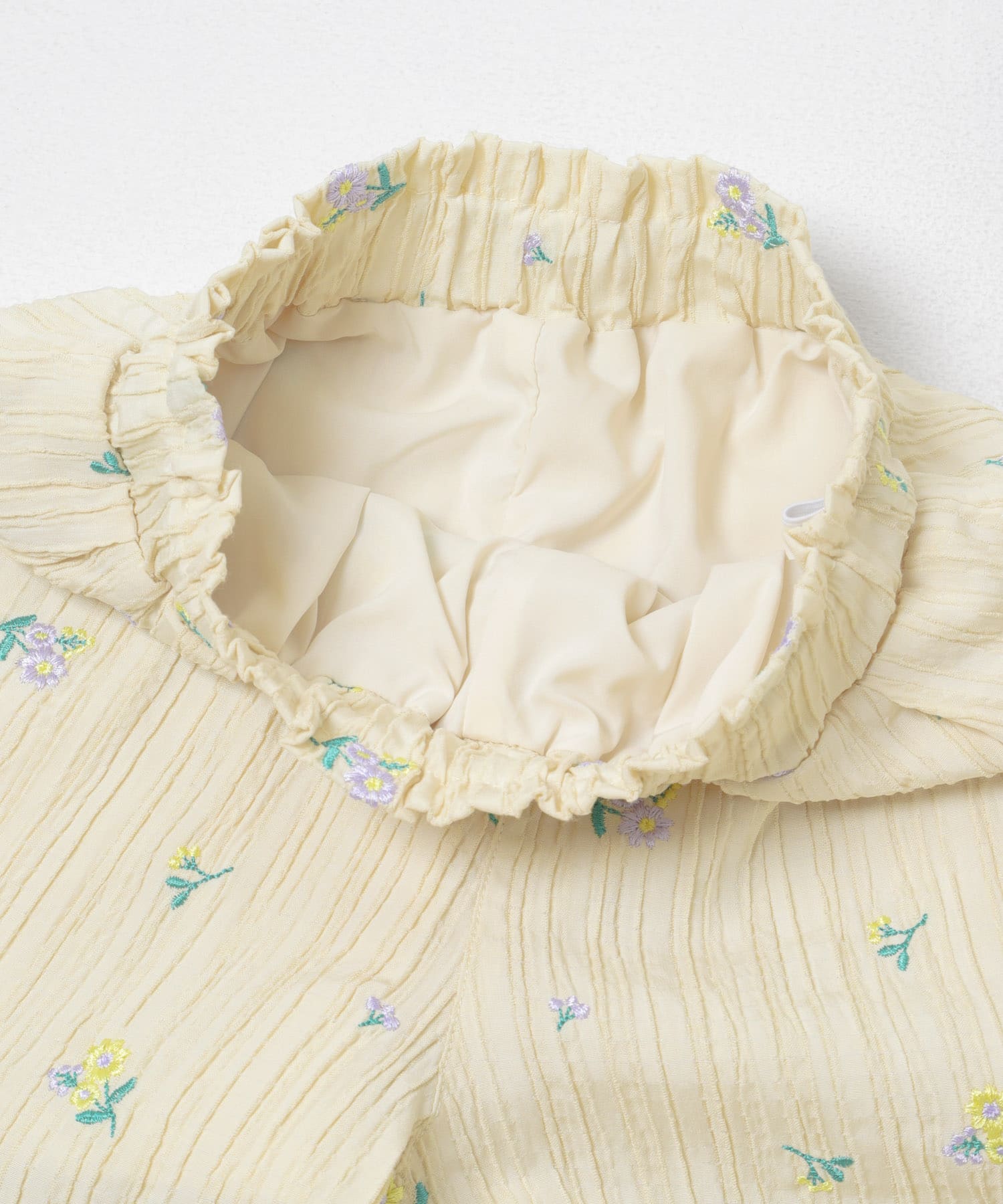 『150サイズあり』フラワー刺繍ショートパンツ(KIDS) BEIGE 105(100-110)