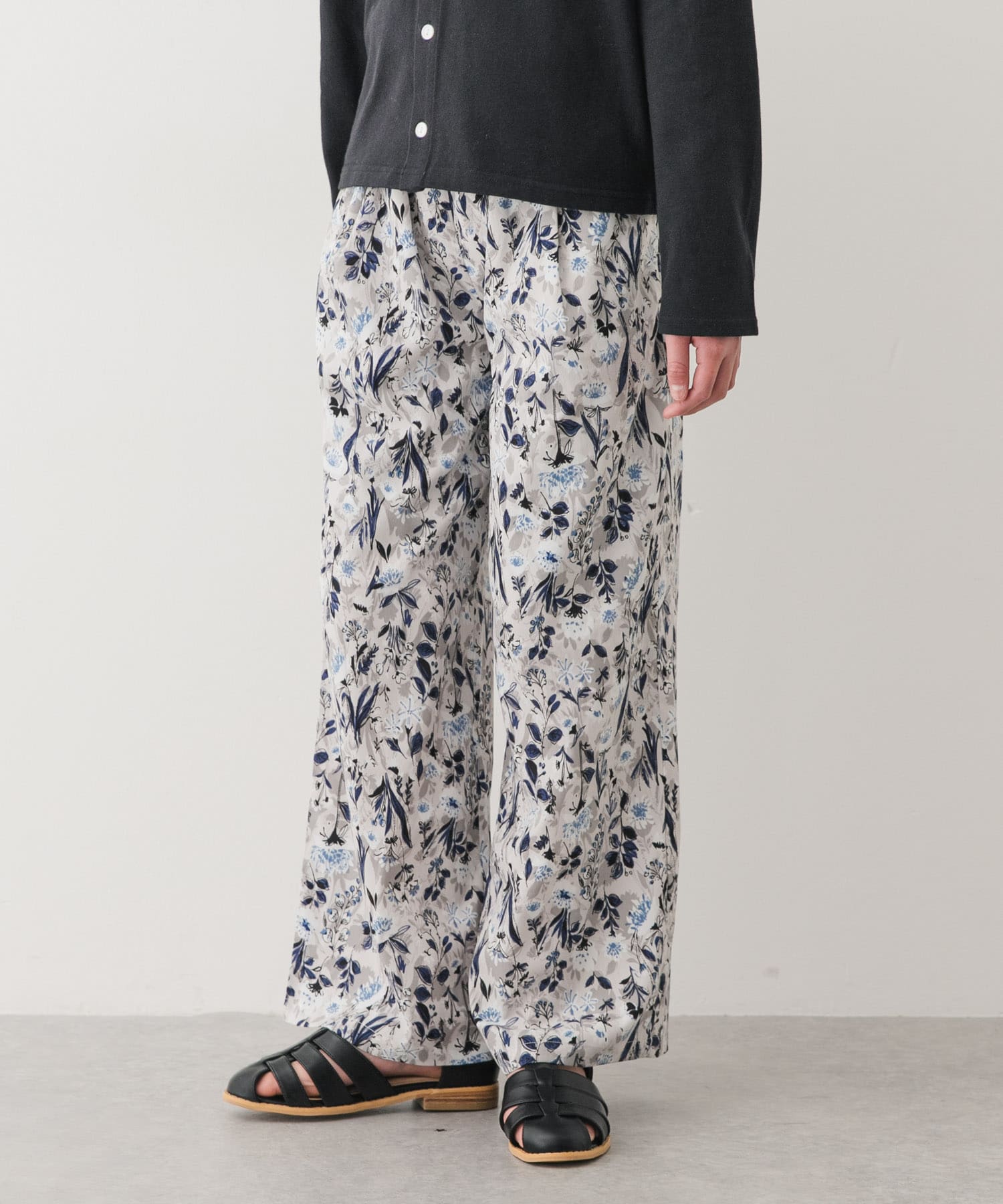 L.GRY×BLU