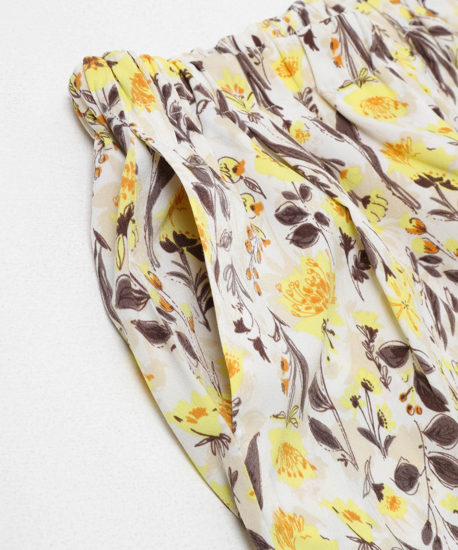 『150サイズ』『親子リンク』フラワープリントイージーパンツ(KIDS) WHT×YEL 150(145-155)