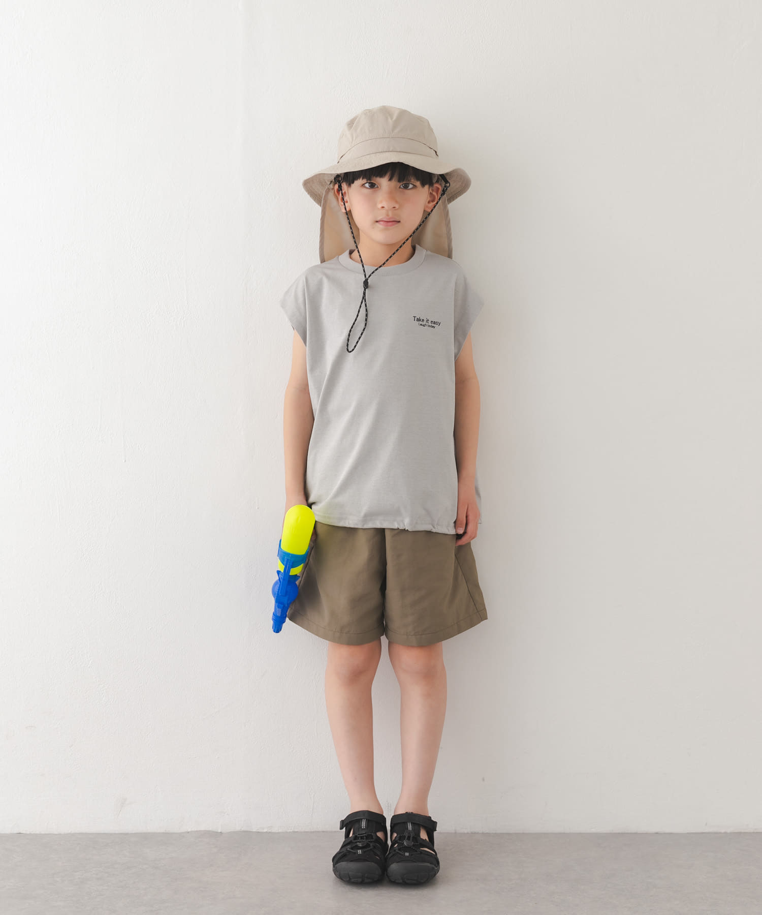 KHAKI