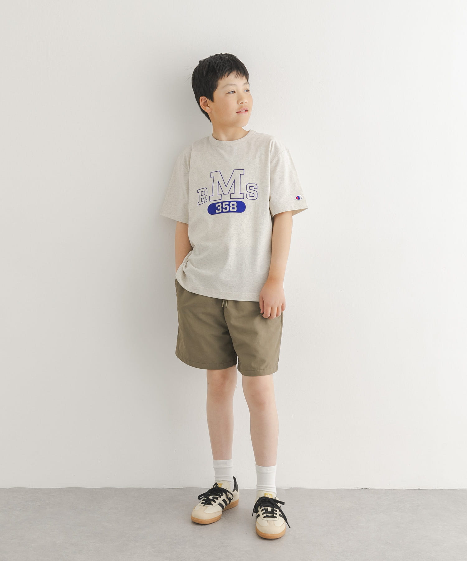KHAKI