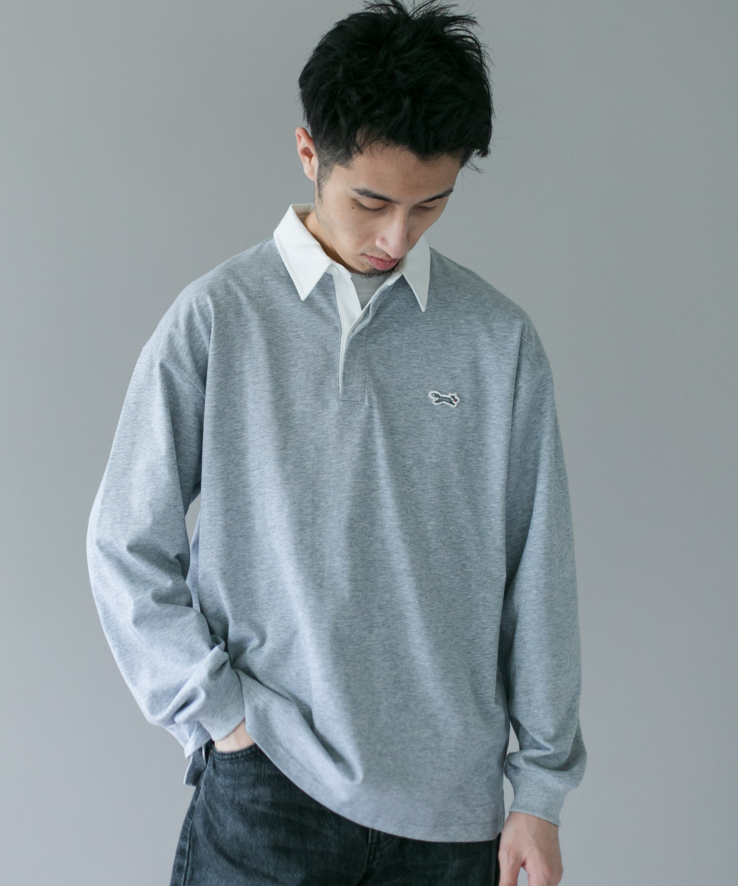 ASH GRAY