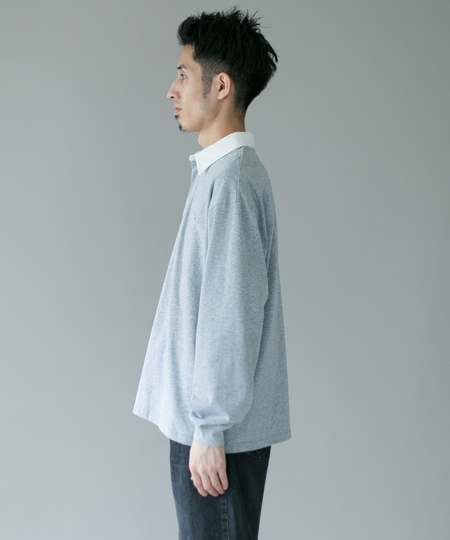 ASH GRAY
