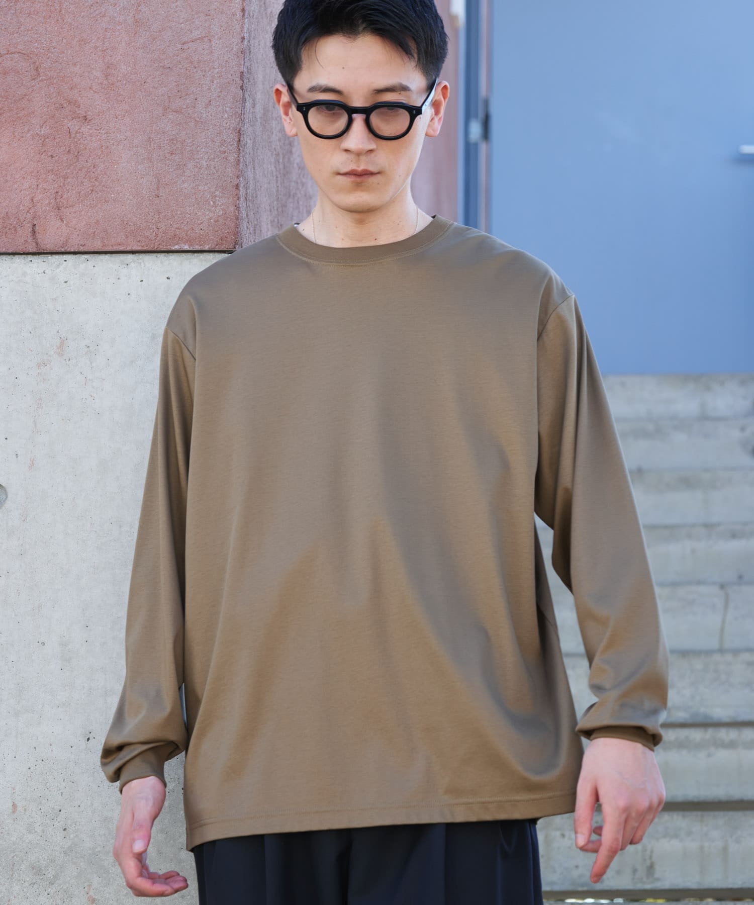 KHAKIBEIGE
