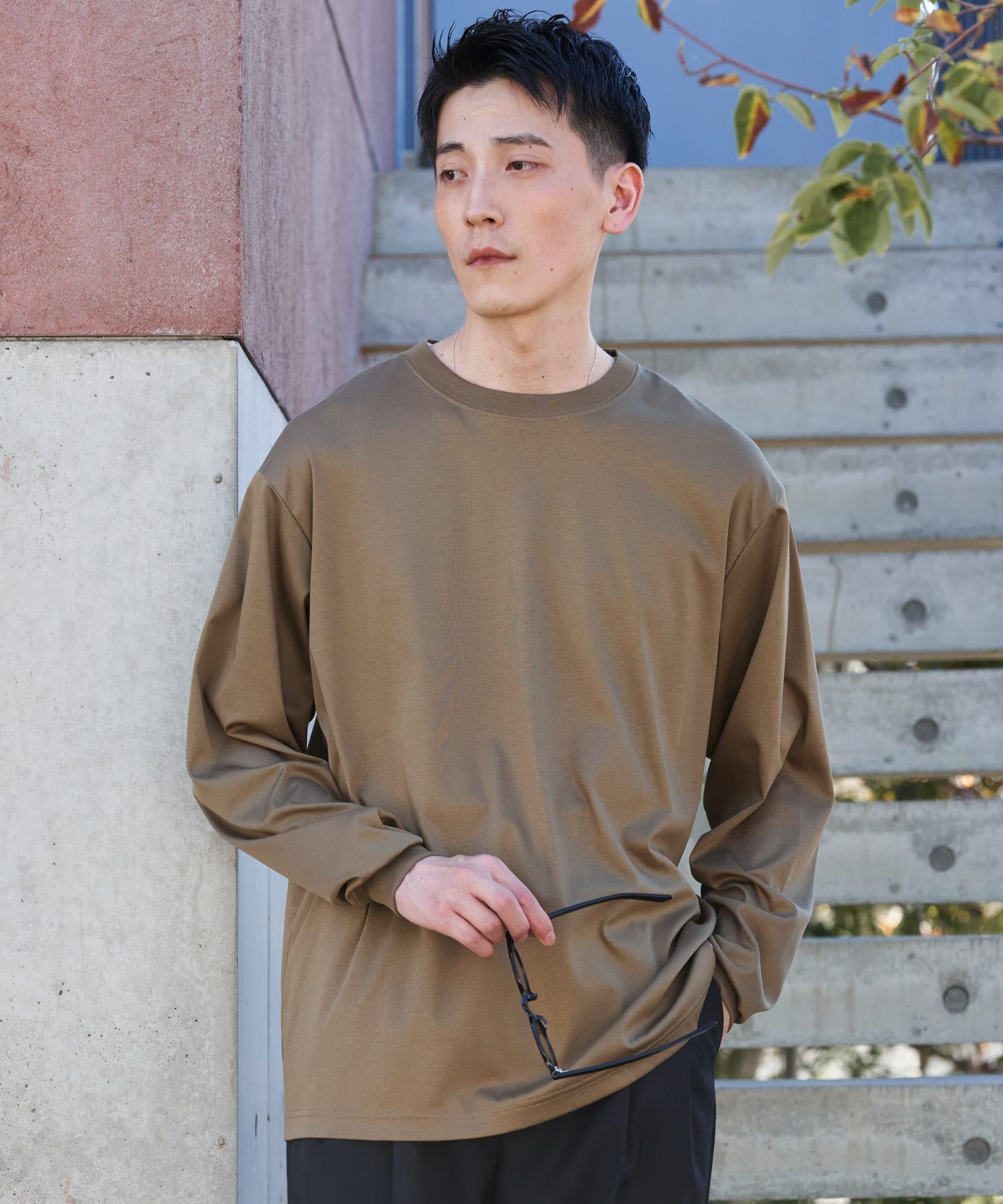 KHAKIBEIGE